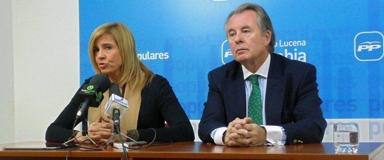  Rosario Alarcón (PP): 'A muchos parados lucentinos la Junta los ha estafado' 