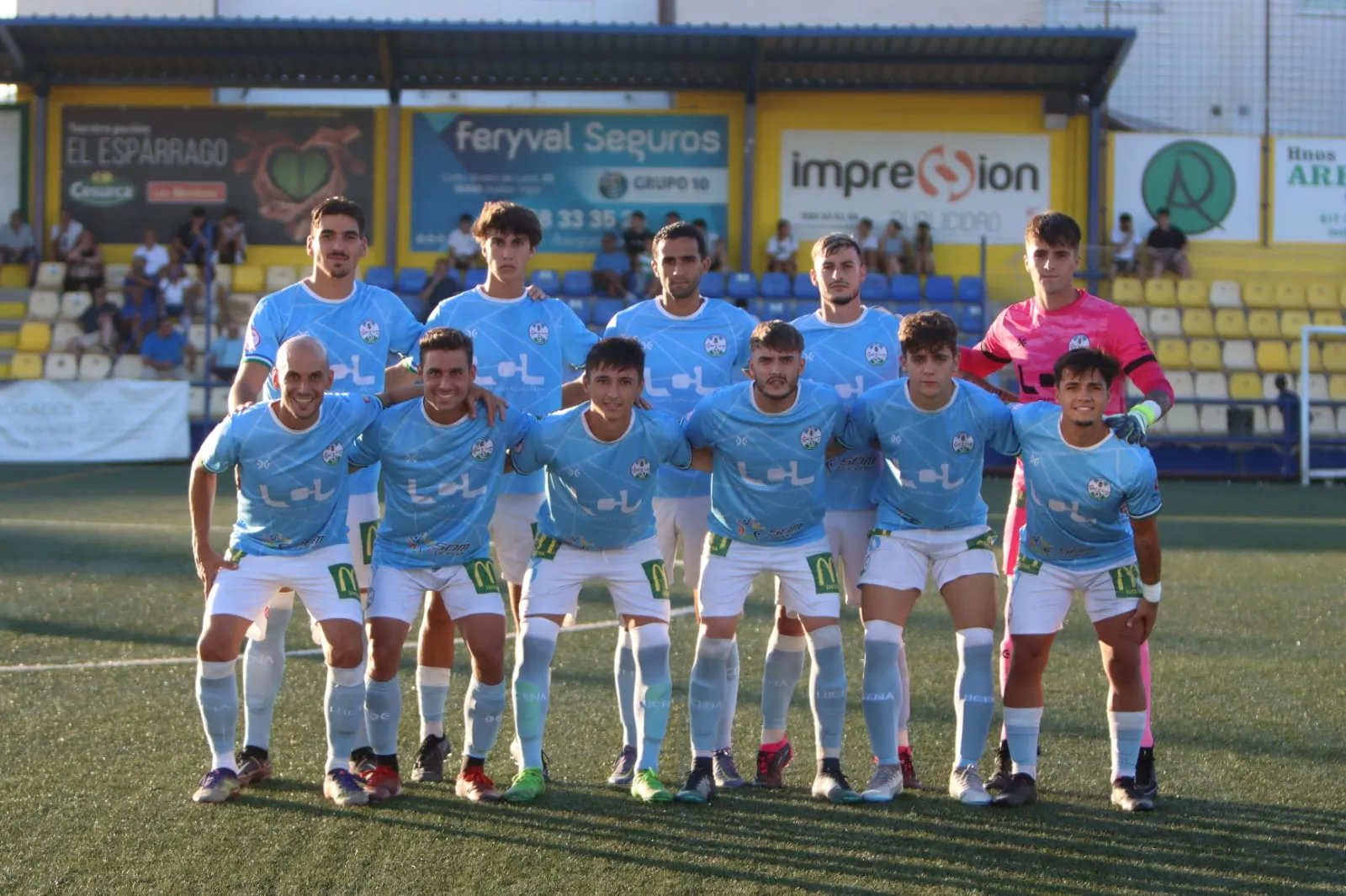 Primera formación inicial del Ciudad de Lucena en esta pretemporada en Huetor Tajar. Foto: Antonio Quintero