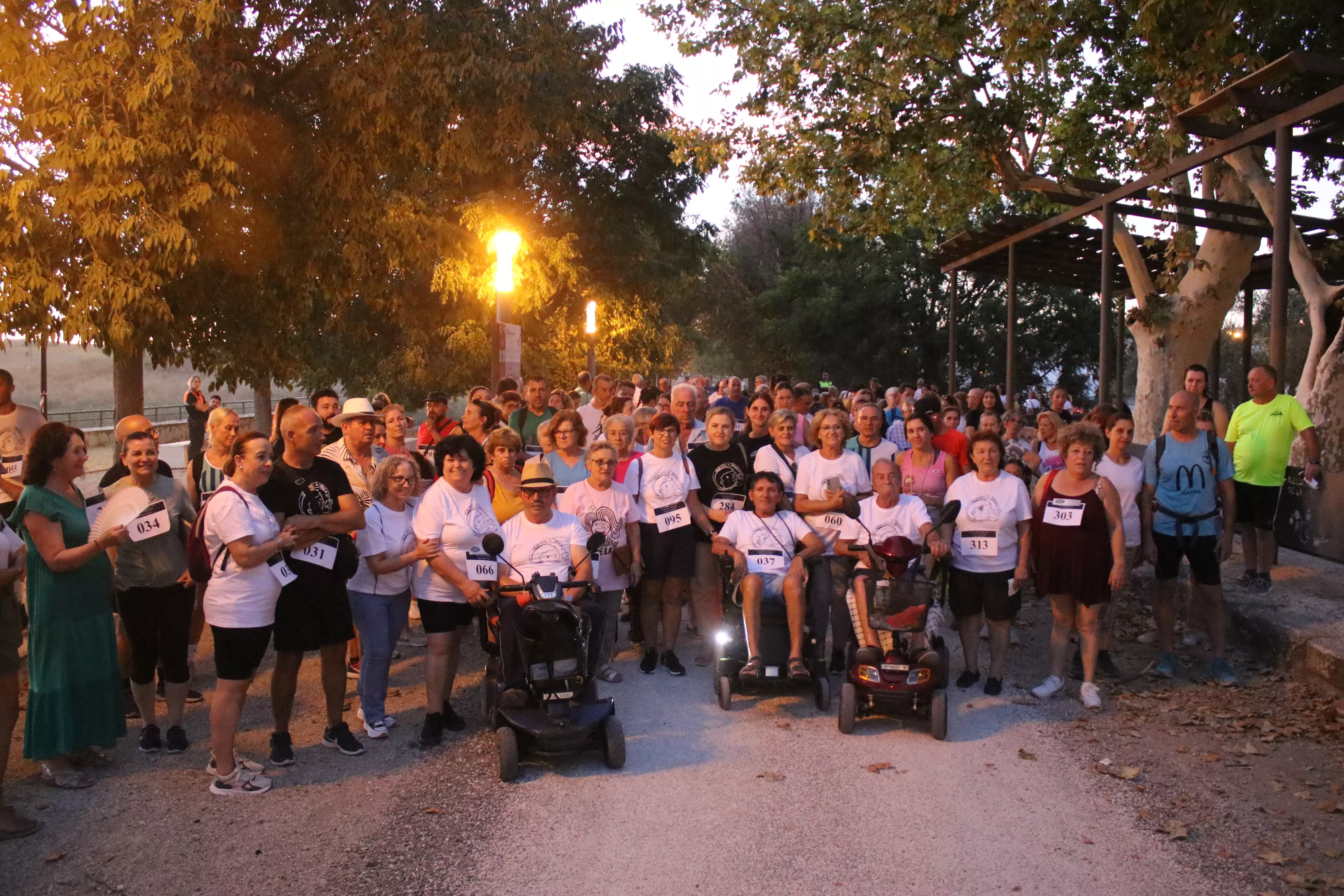 Comienzo de la ruta nocturna “Muévete contra la ELA”