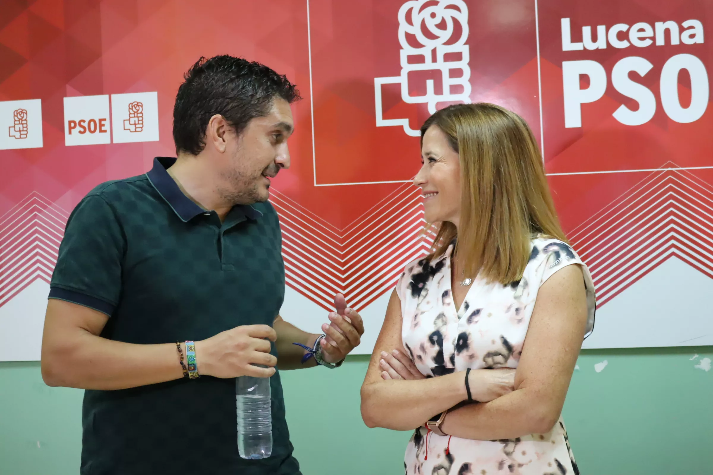 Isabel Carrasquilla y Alberto Lora durante la rueda de prensa sobre Aguas de Lucena