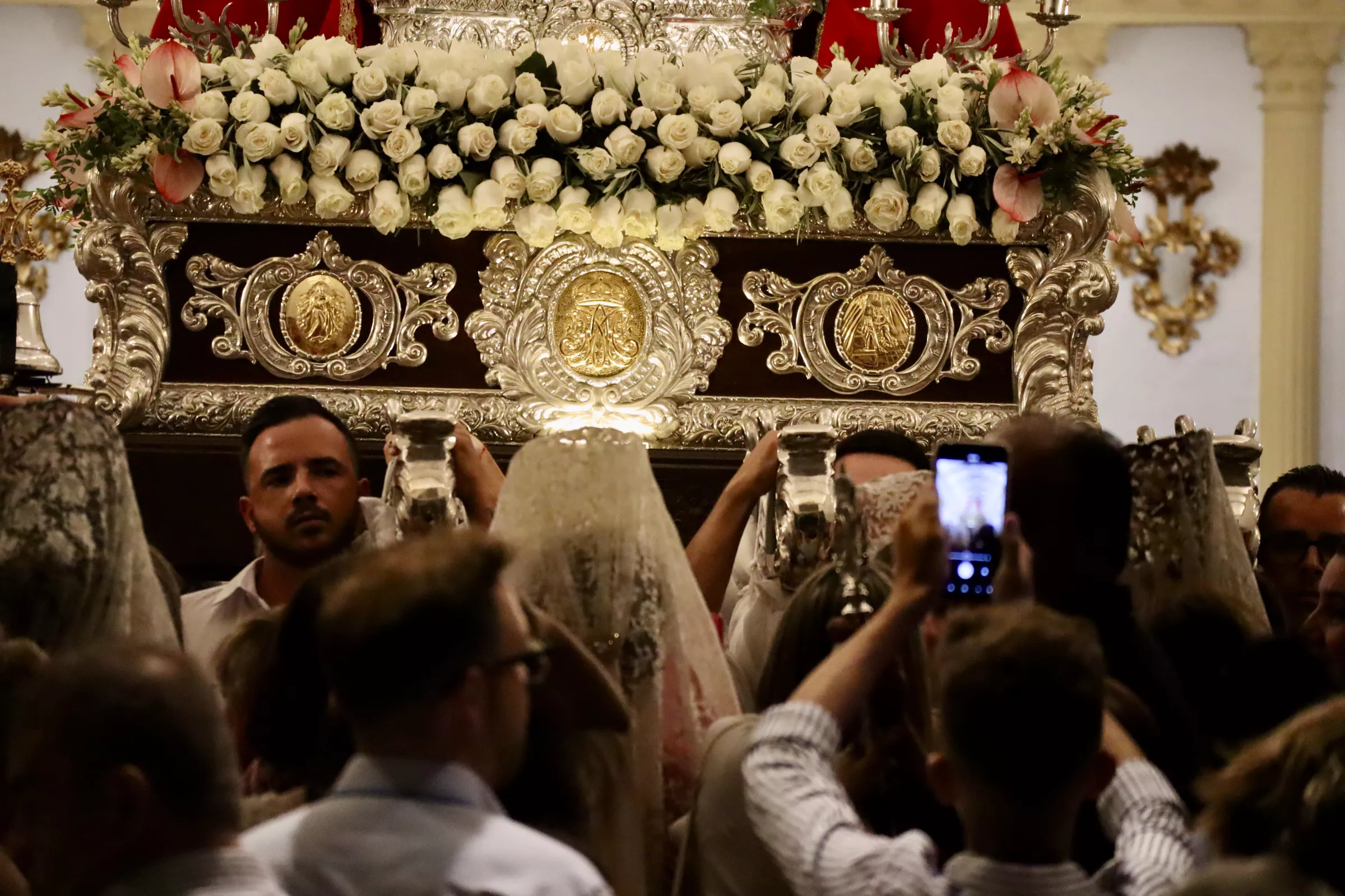 Procesión de la Virgen de los Remedios en Las Navas Procesión de la Virgen de los Remedios en Las Navas