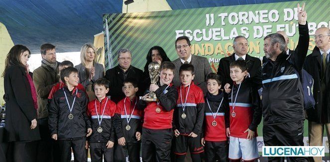  La Escuela de Fútbol del Lucena CF compite en el Mundialito de la Fundación Cajasol (fotos) 