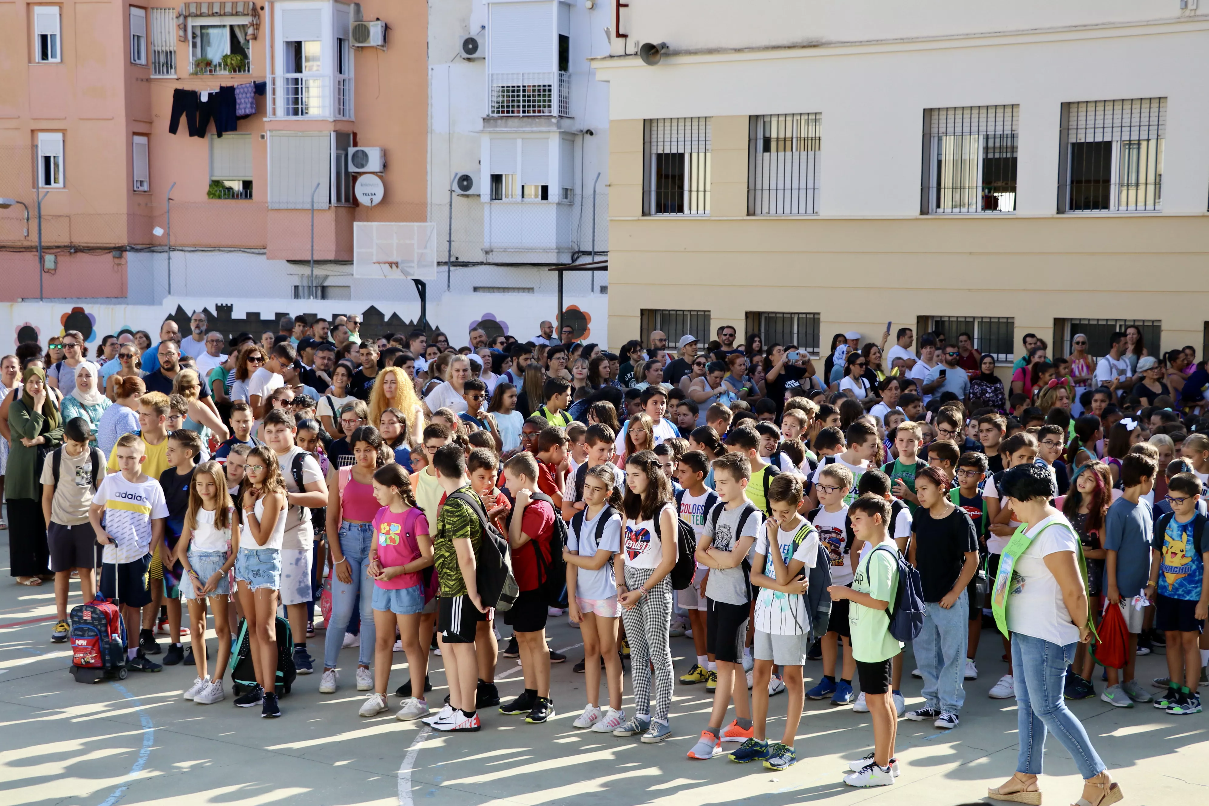 Inicio del curso Escolar 2023-24 en Lucena. Colegio Ntra. Sra. del Valle Inicio del curso Escolar 2023-24 en Lucena. Colegio Ntra. Sra. del Valle