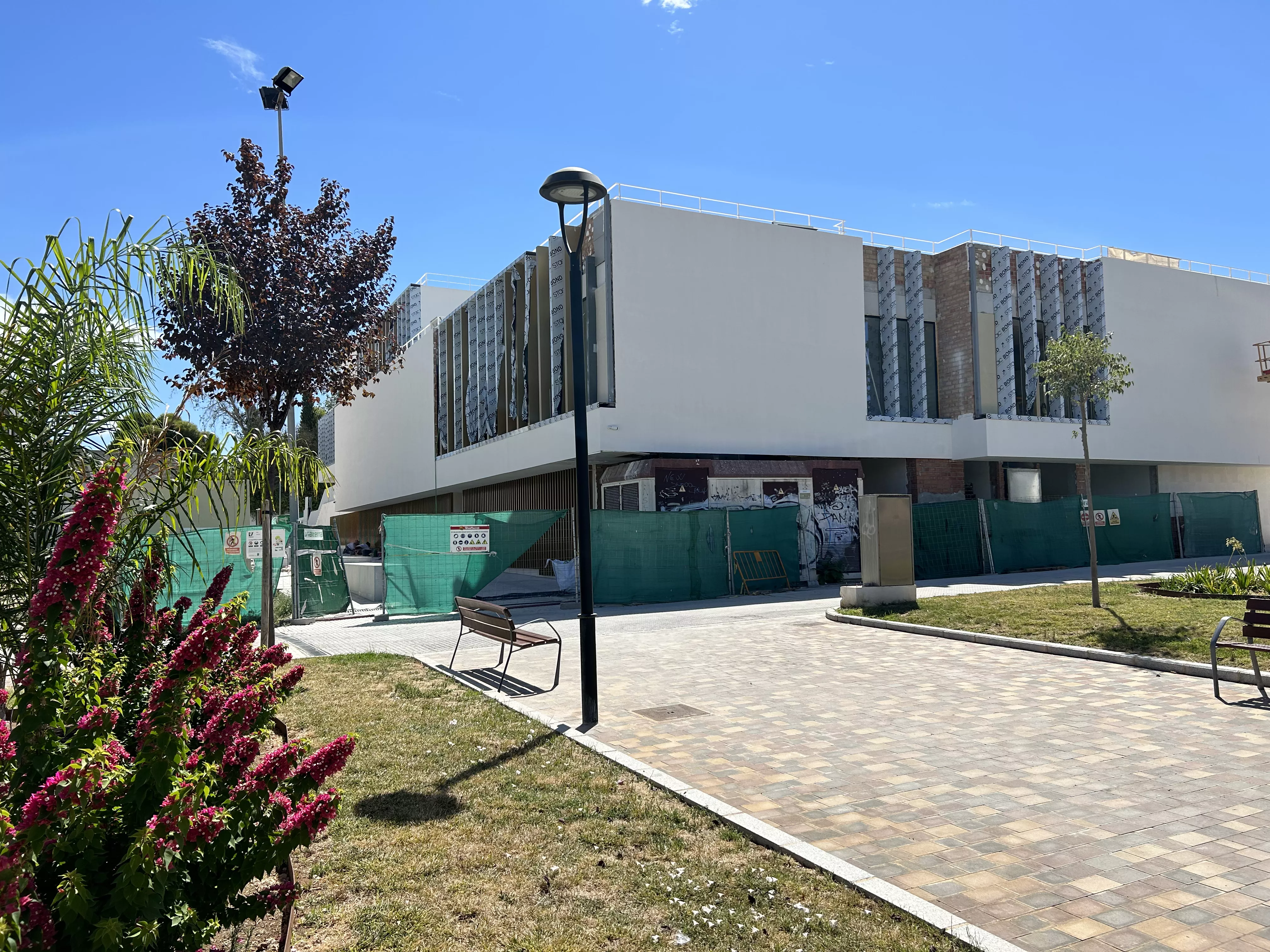 Una imagen de las obras de la nueva sede judicial de Lucena hace dos semanas, hoy prácticamente finalizada