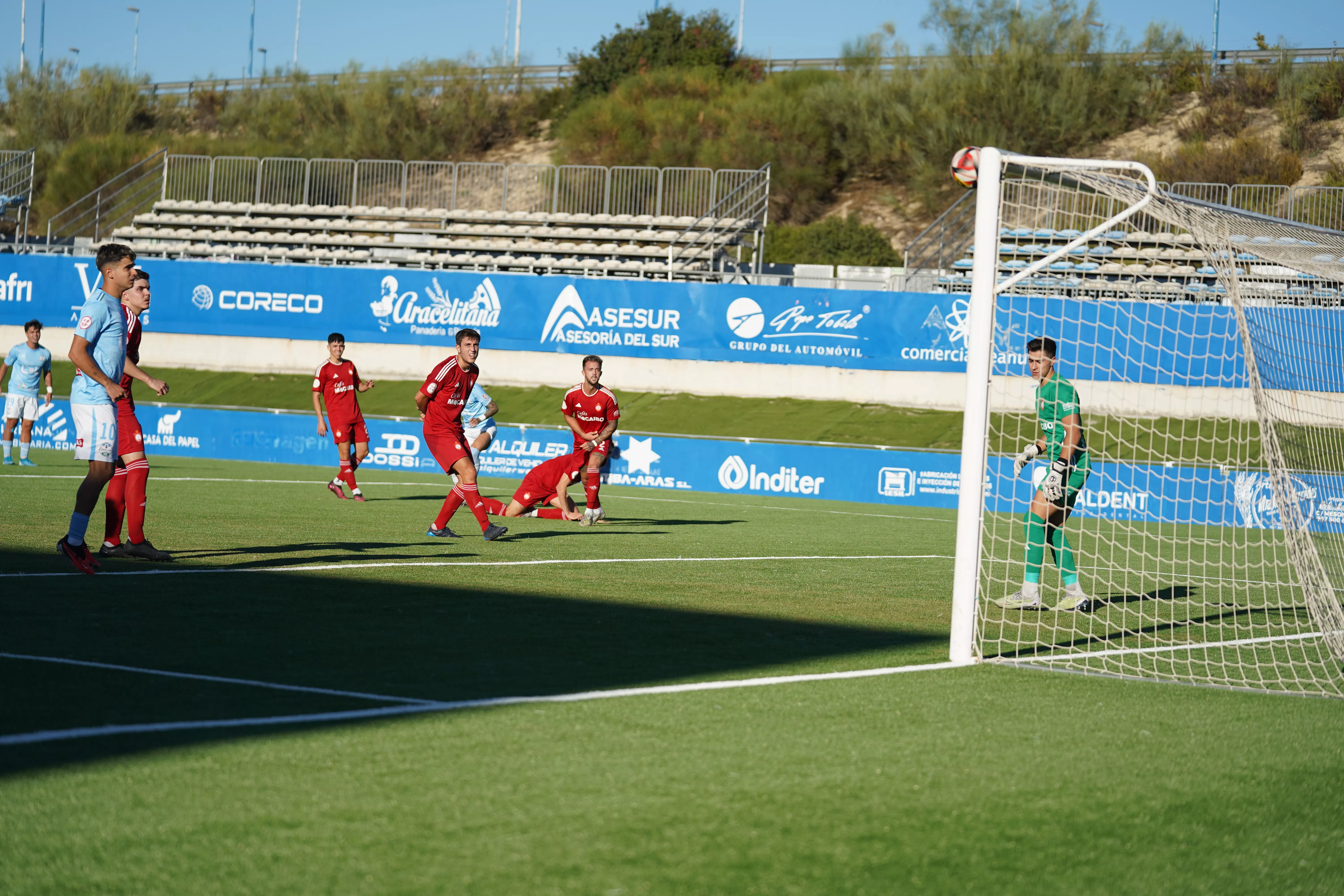 Ciudad de Lucena - CD Utrera. Foto: Antonio Dávila Ciudad de Lucena - CD Utrera. Foto: Antonio Dávila