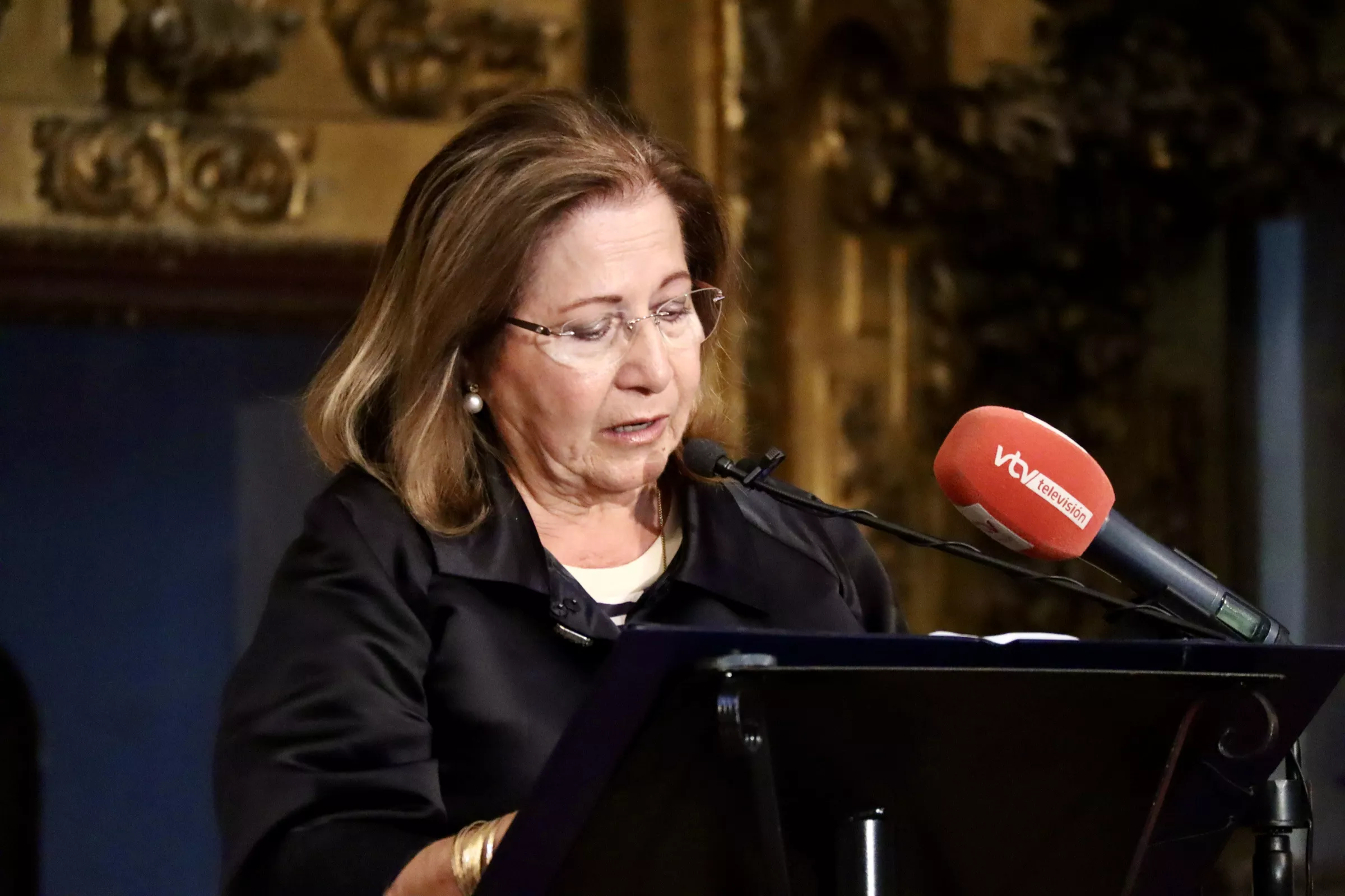 Presentación del cartel y el logotipo conmemorativos del Centenario Fundacional de la Cofradía de la Sangre y Mayor Dolor Presentación del cartel y el logotipo conmemorativos del Centenario Fundacional de la Cofradía de la Sangre y Mayor Dolor