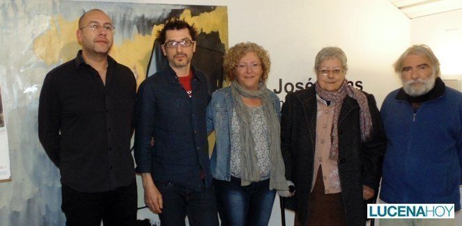  José Salas exhibe su pintura material, abstracta e informal en Santa Ana (fotos) 