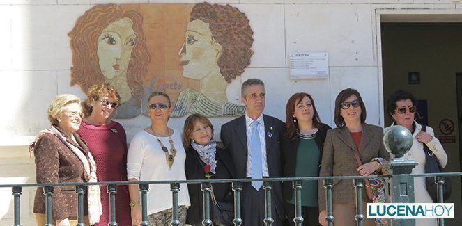 El ayuntamiento celebra el día de la Mujer con unas jornadas y un mural cerámico 