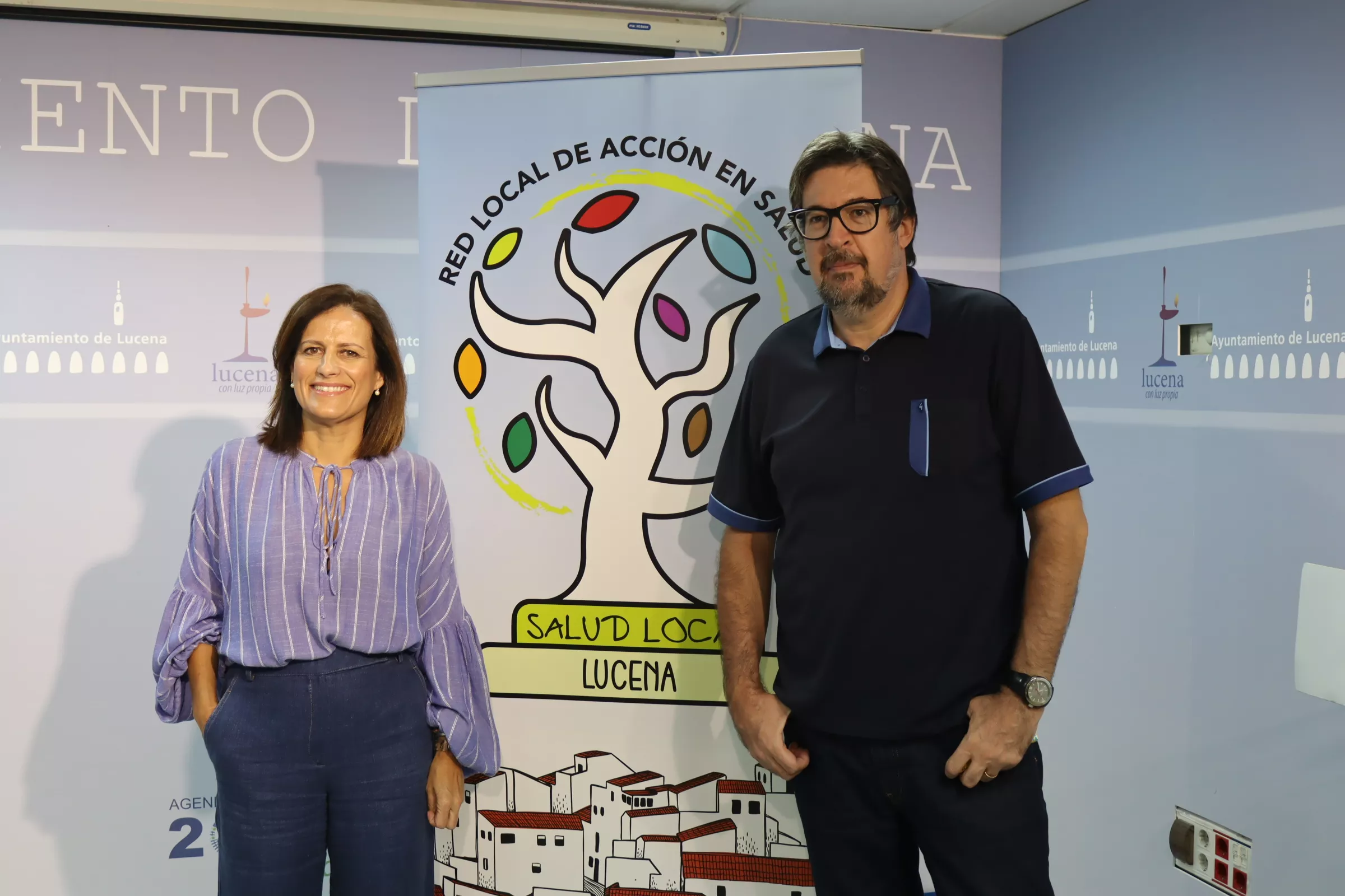 Míriam Ortiz y Mario Flores durante la presentación de las actividades del Plan Local de Salud para este trimestre