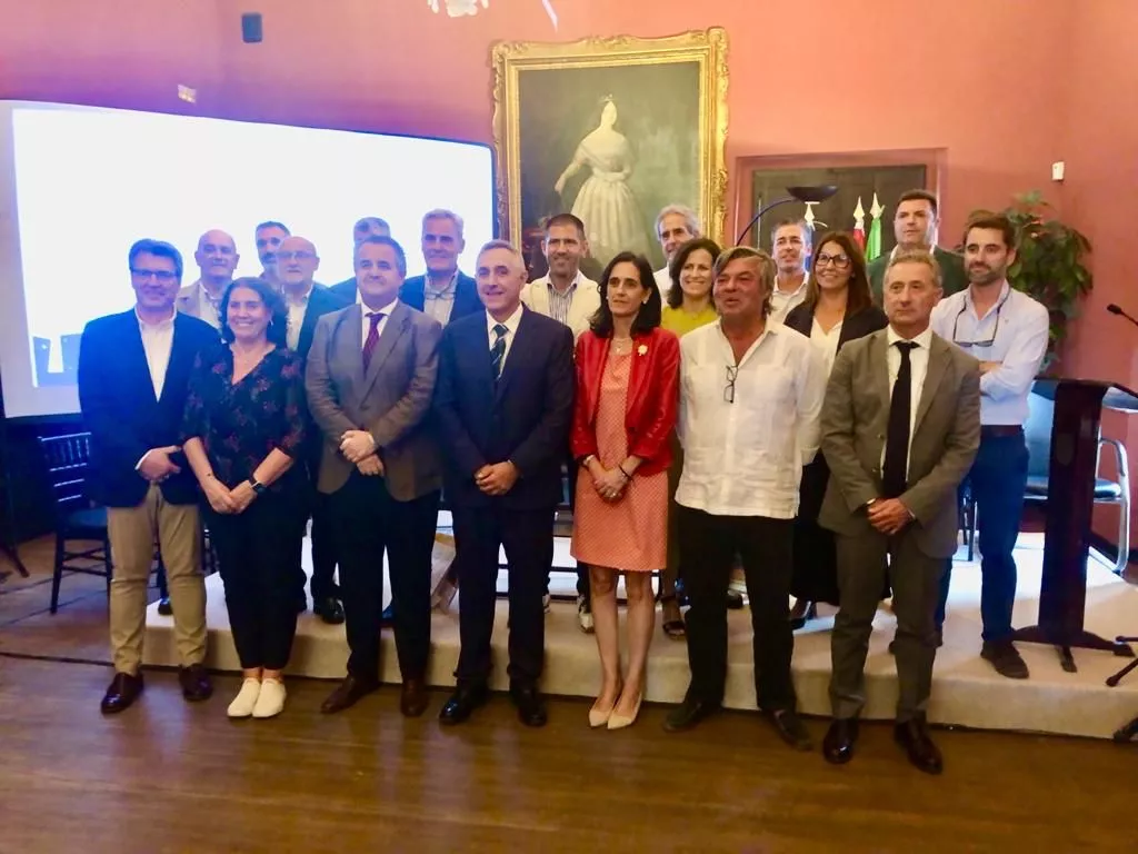 Asistentes a la asamblea celebrada por la Asociación de Promotores y Gestores de Vivienda Pública