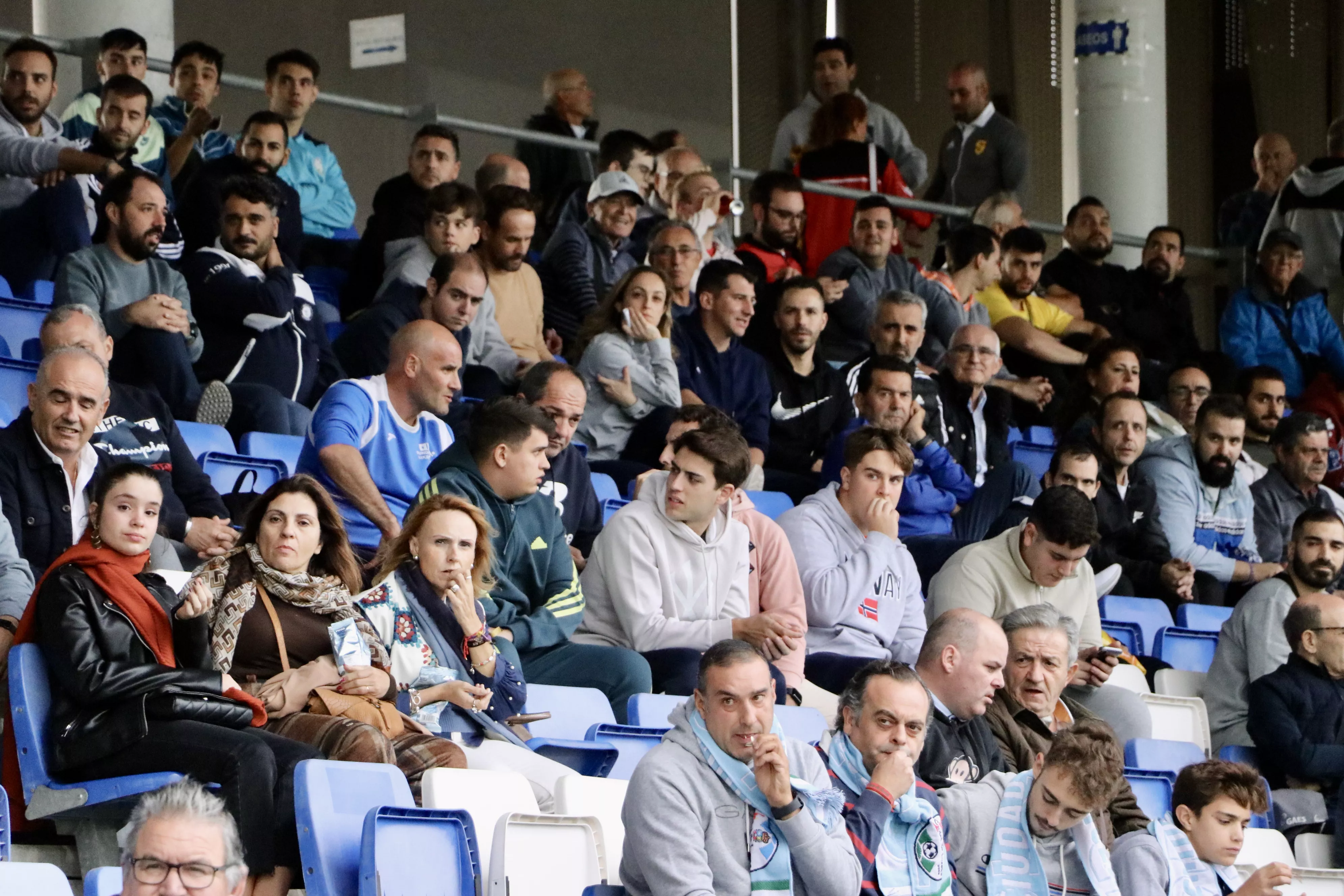 Ciudad de Lucena - Xerez Deportivo (1-0). Foto: Antonio Quintero Ciudad de Lucena - Xerez Deportivo (1-0). Foto: Antonio Quintero