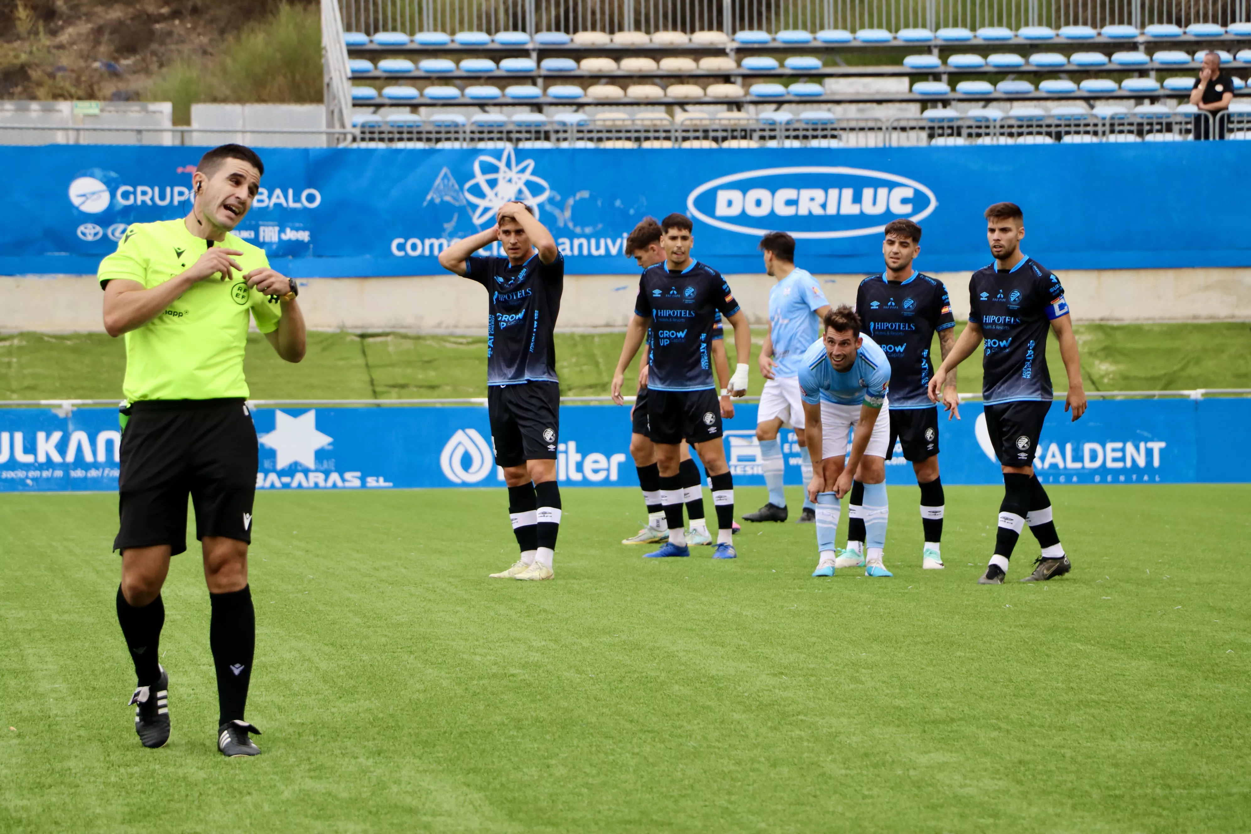 Ciudad de Lucena - Xerez Deportivo (1-0) Ciudad de Lucena - Xerez Deportivo (1-0)