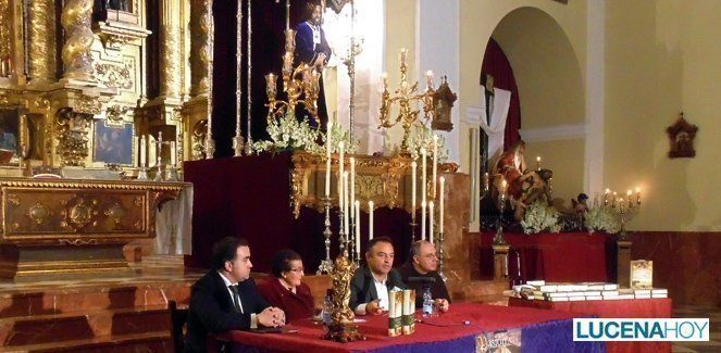  Jesús Sánchez Adalid relata en Lucena la devoción mundial del Cristo de Medinaceli 