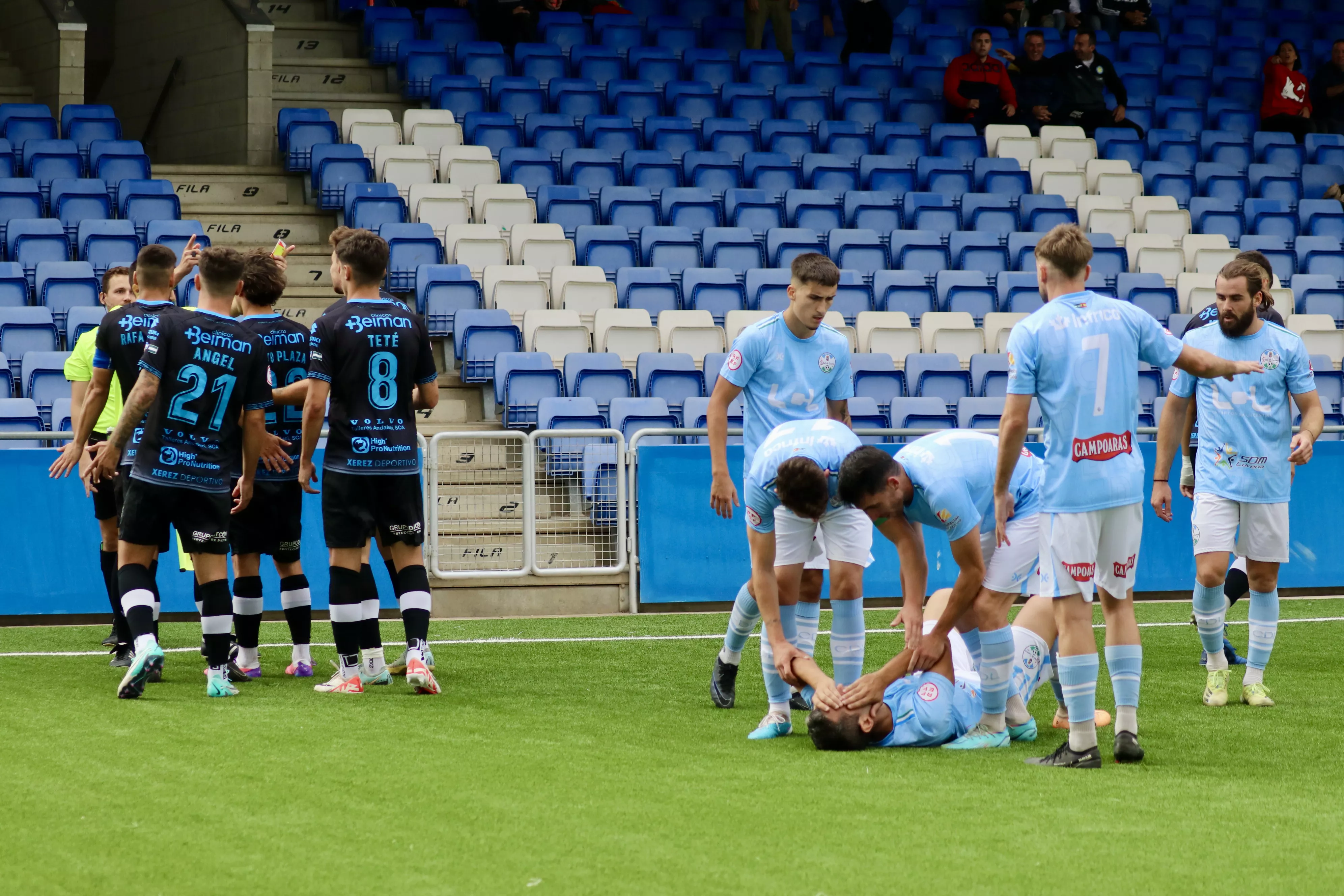 Ciudad de Lucena - Xerez Deportivo (1-0) Ciudad de Lucena - Xerez Deportivo (1-0)