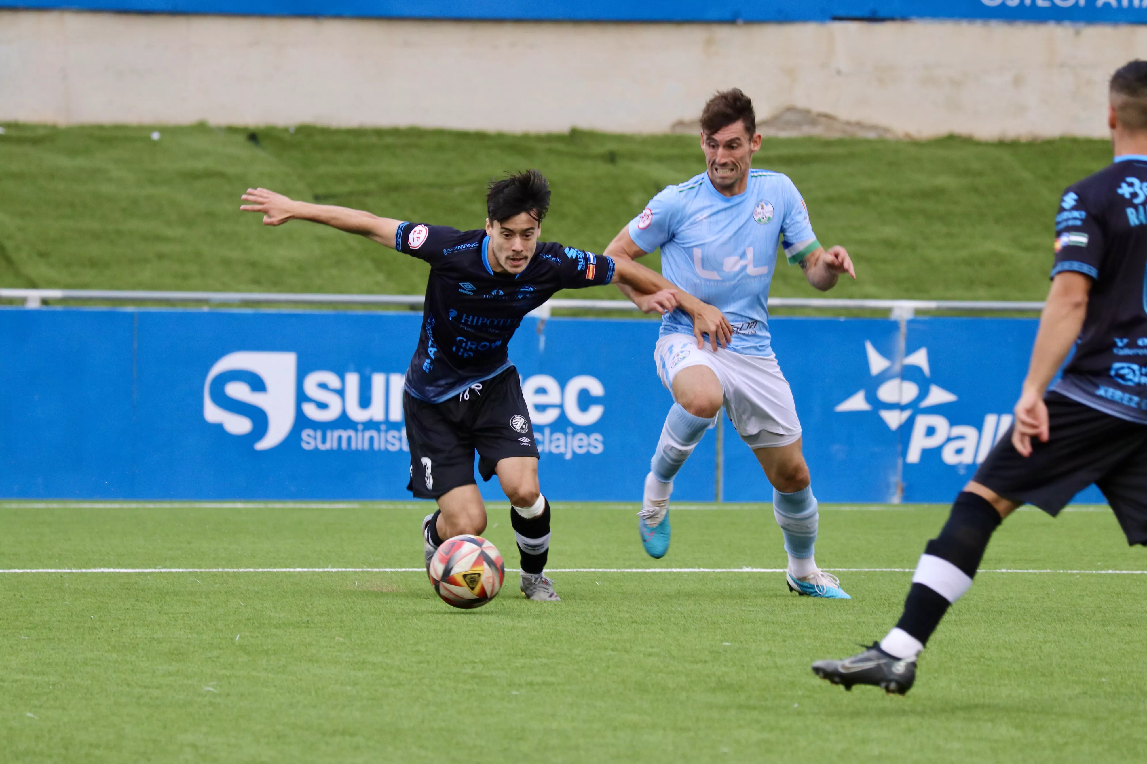 Ciudad de Lucena - Xerez Deportivo (1-0) Ciudad de Lucena - Xerez Deportivo (1-0)