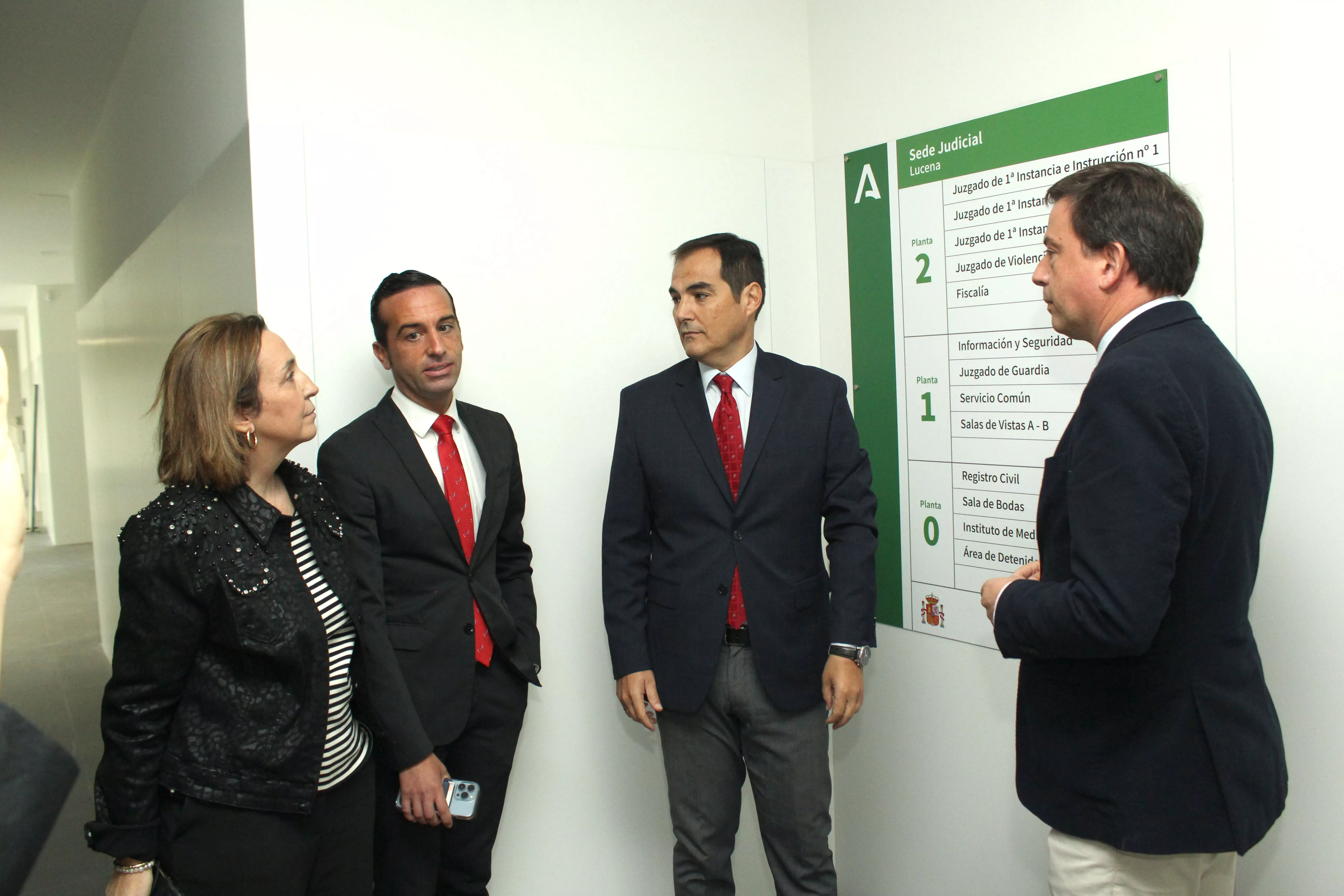 Visita a la nueva sede judicial del Consejero de Justicia