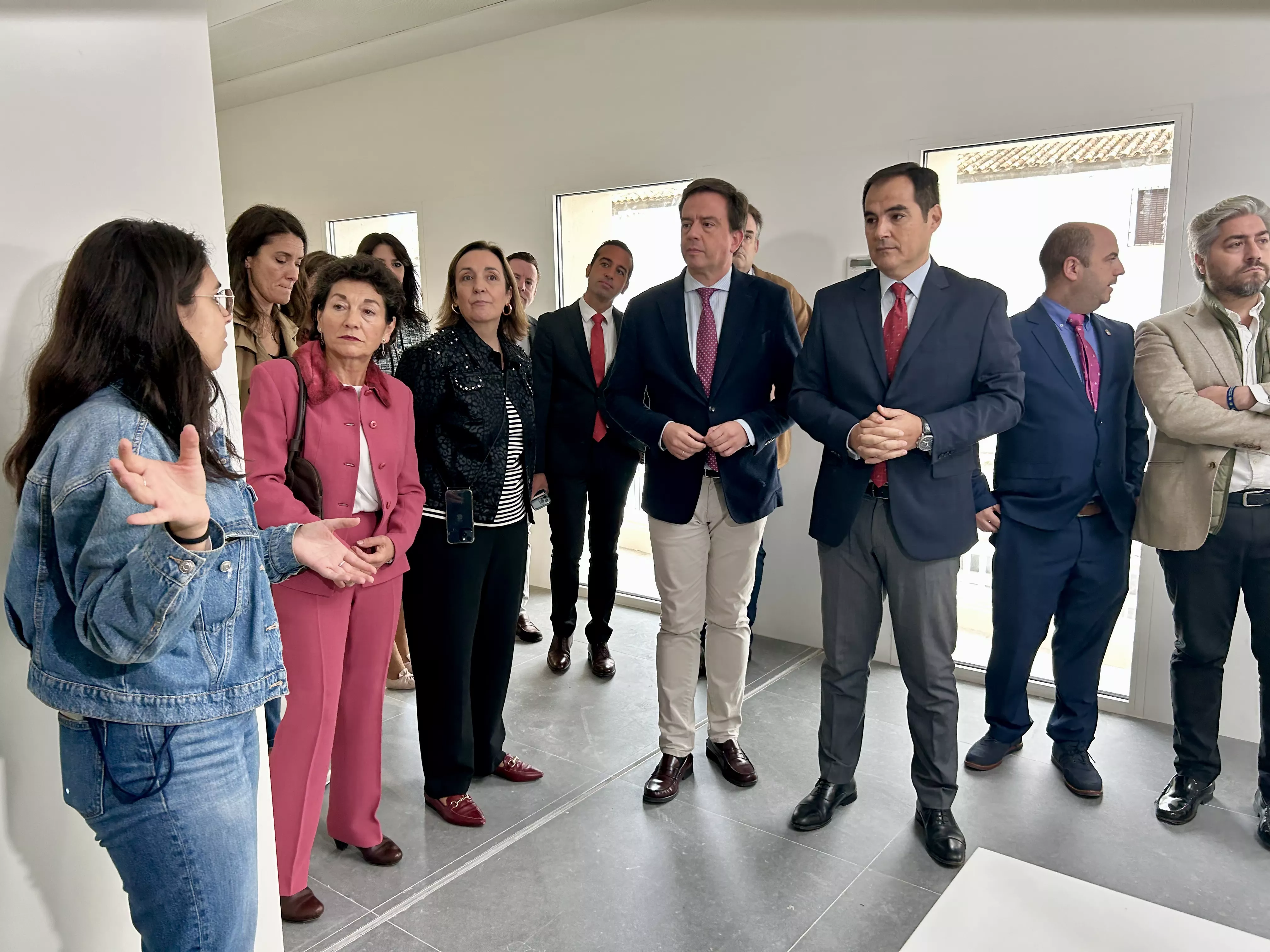 Visita a la nueva sede judicial del Consejero de Justicia