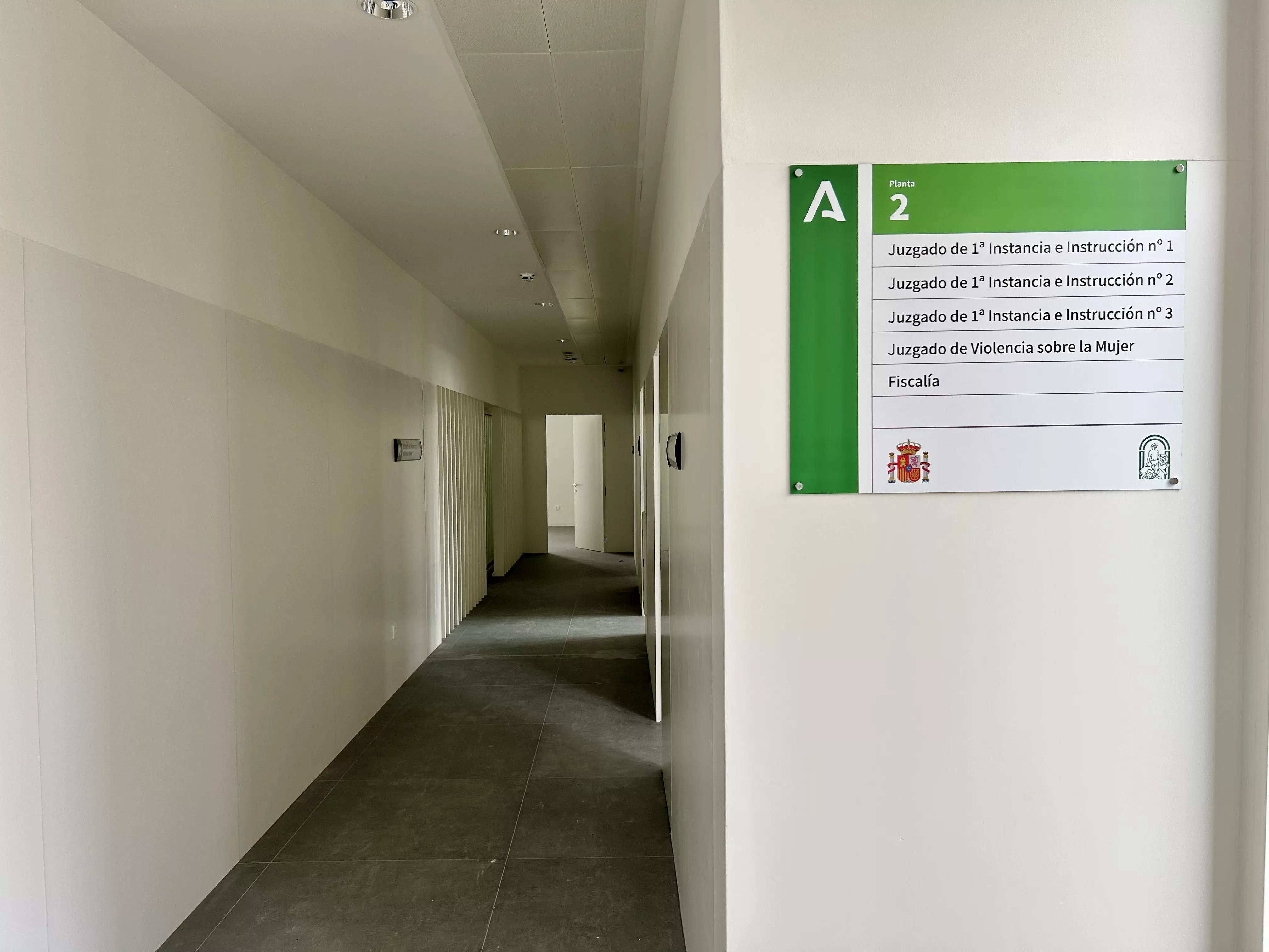 Visita a la nueva sede judicial del Consejero de Justicia