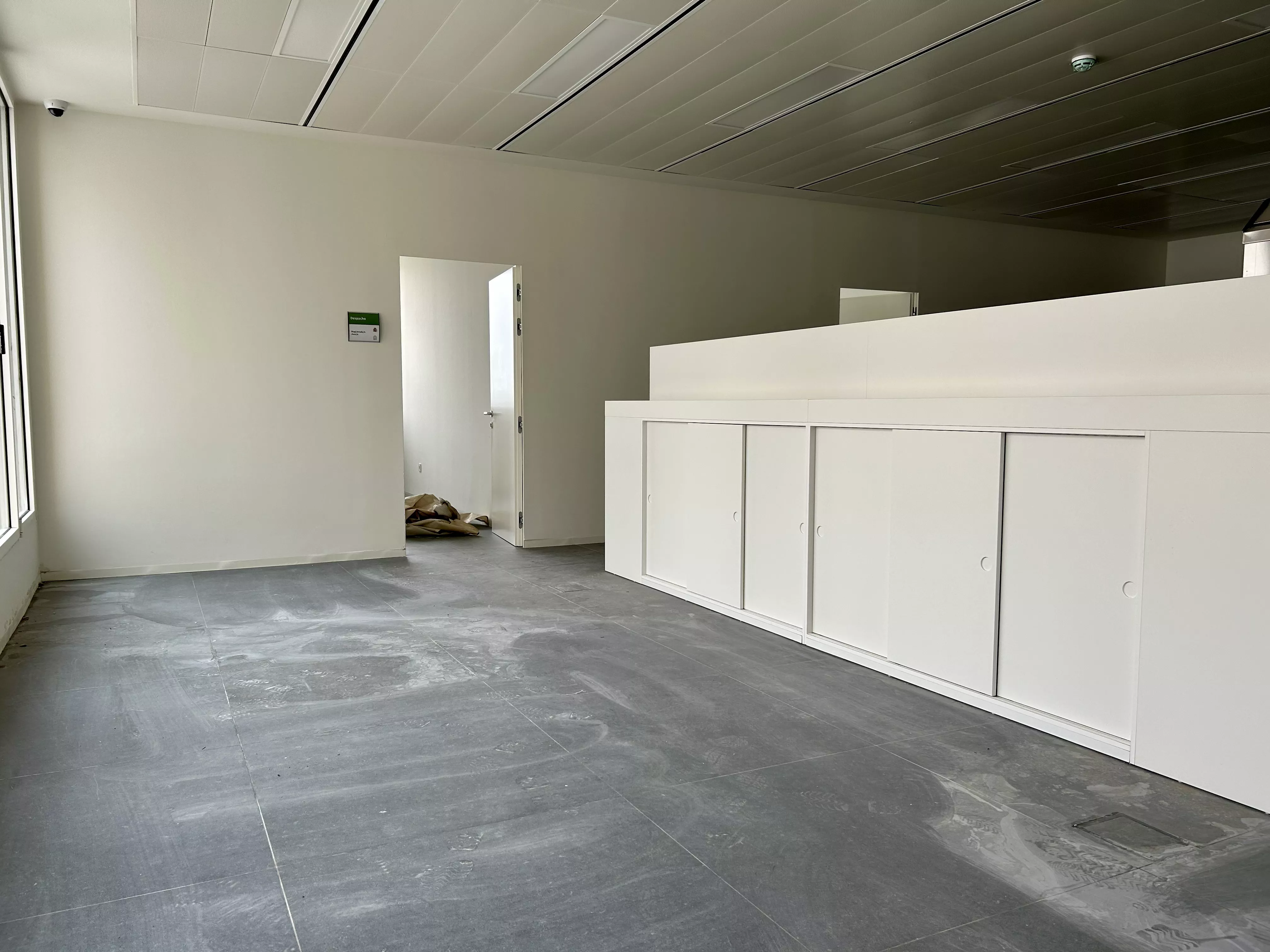 Visita a la nueva sede judicial del Consejero de Justicia