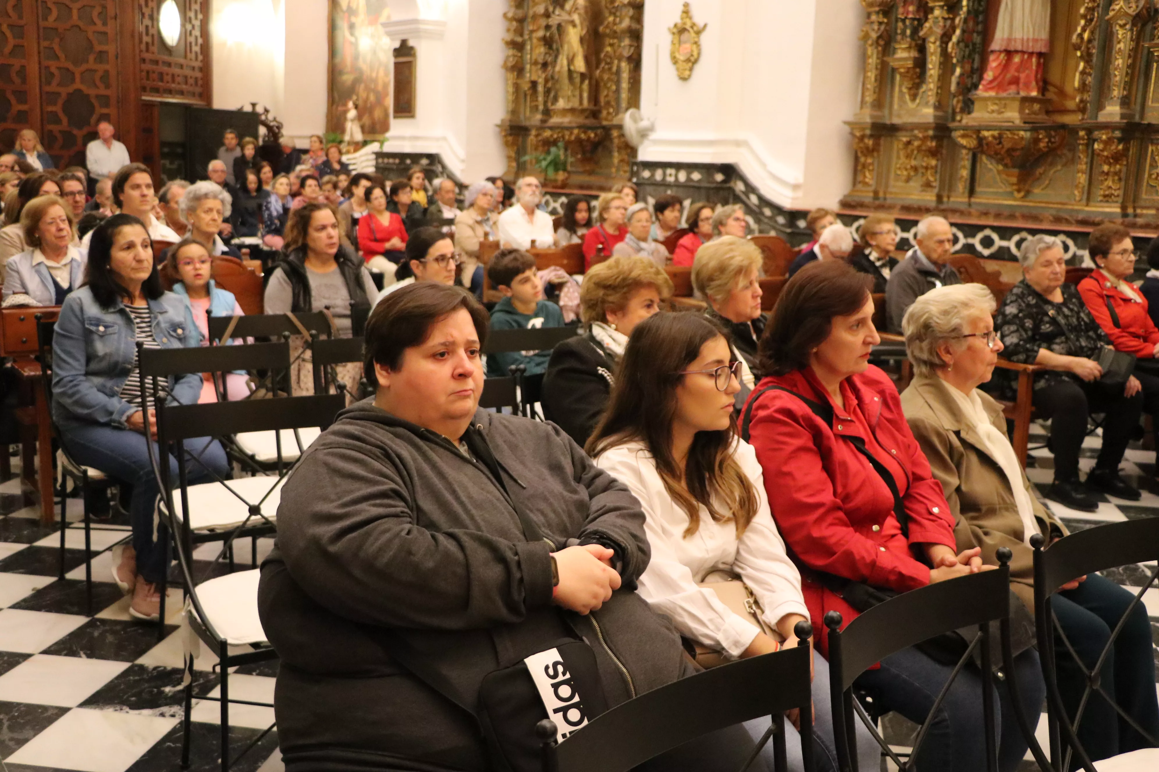 Reparto de las rosquillas de San Rafael