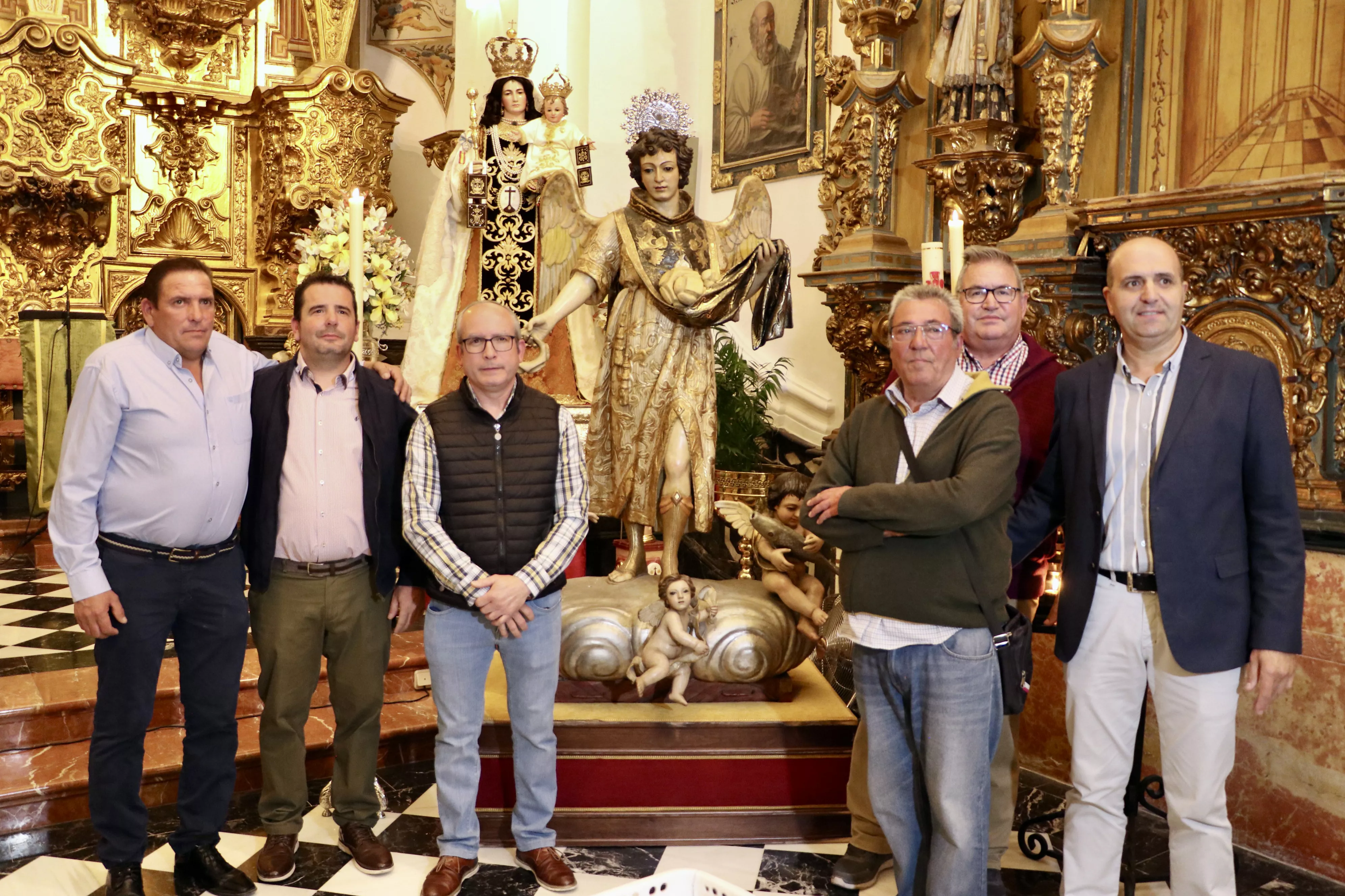 Reparto de las rosquillas de San Rafael