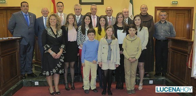  El ayuntamiento acoge la presentación oficial de las Fiestas Aracelitanas 2014 (fotos) 