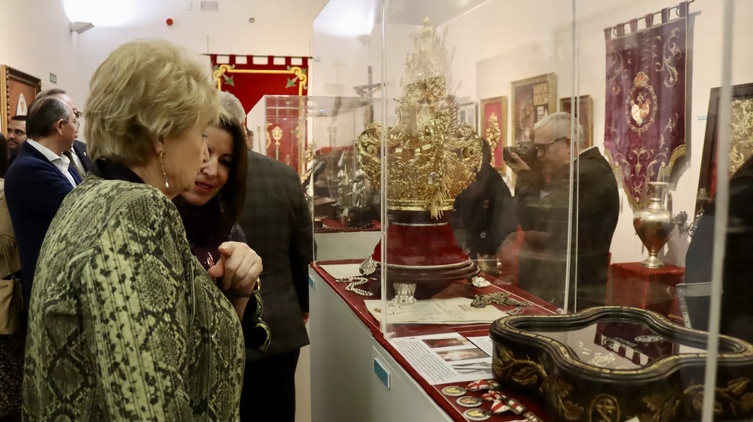 Exposición "De tu sangre centenaria"