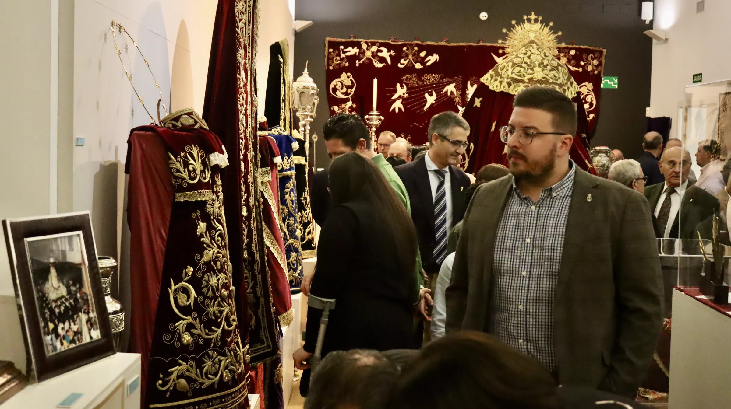 Exposición "De tu sangre centenaria"