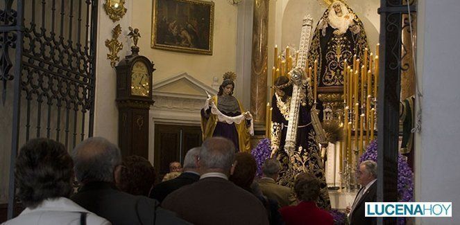  ¡Viva Jesús por siempre!. Crónica del Besapiés de Ntro. Padre Jesús Nazareno (fotos), por J. Ruiz Jiménez 