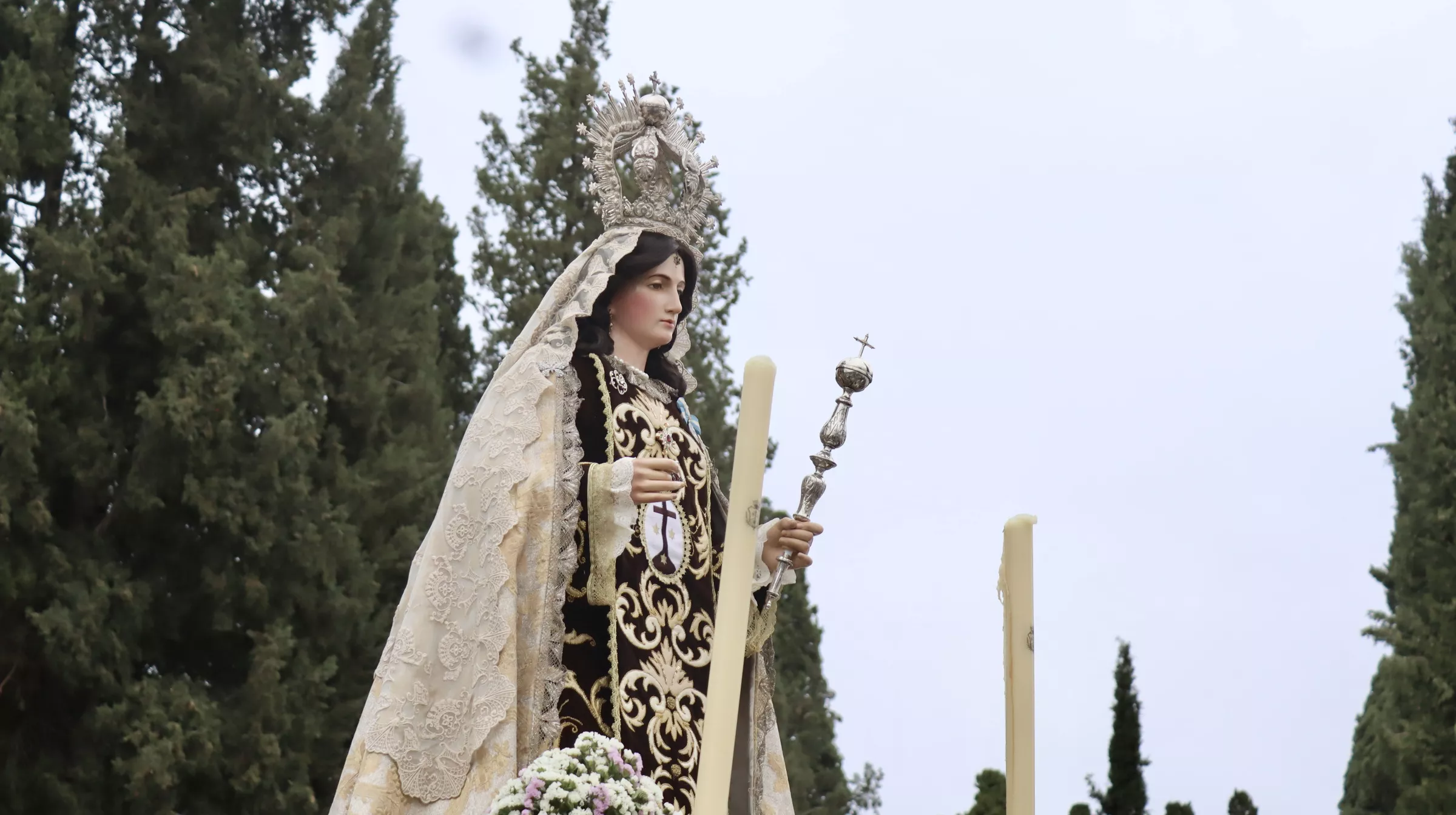 Rosario del Carmen en el Cementerio Virgen de Araceli Rosario del Carmen en el Cementerio Virgen de Araceli
