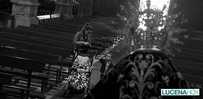  Del júbilo al llanto: Besamanos de la Virgen de los Dolores Servitas y Besapié de la Pollinita (fotos). Por J.R.J. 