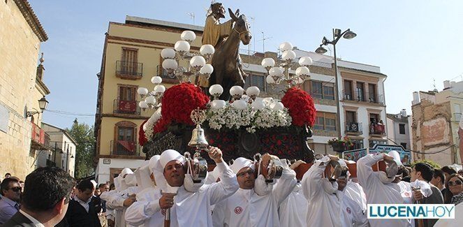  La Pollinita abre la Semana Santa en una tarde primaveral (fotos) 