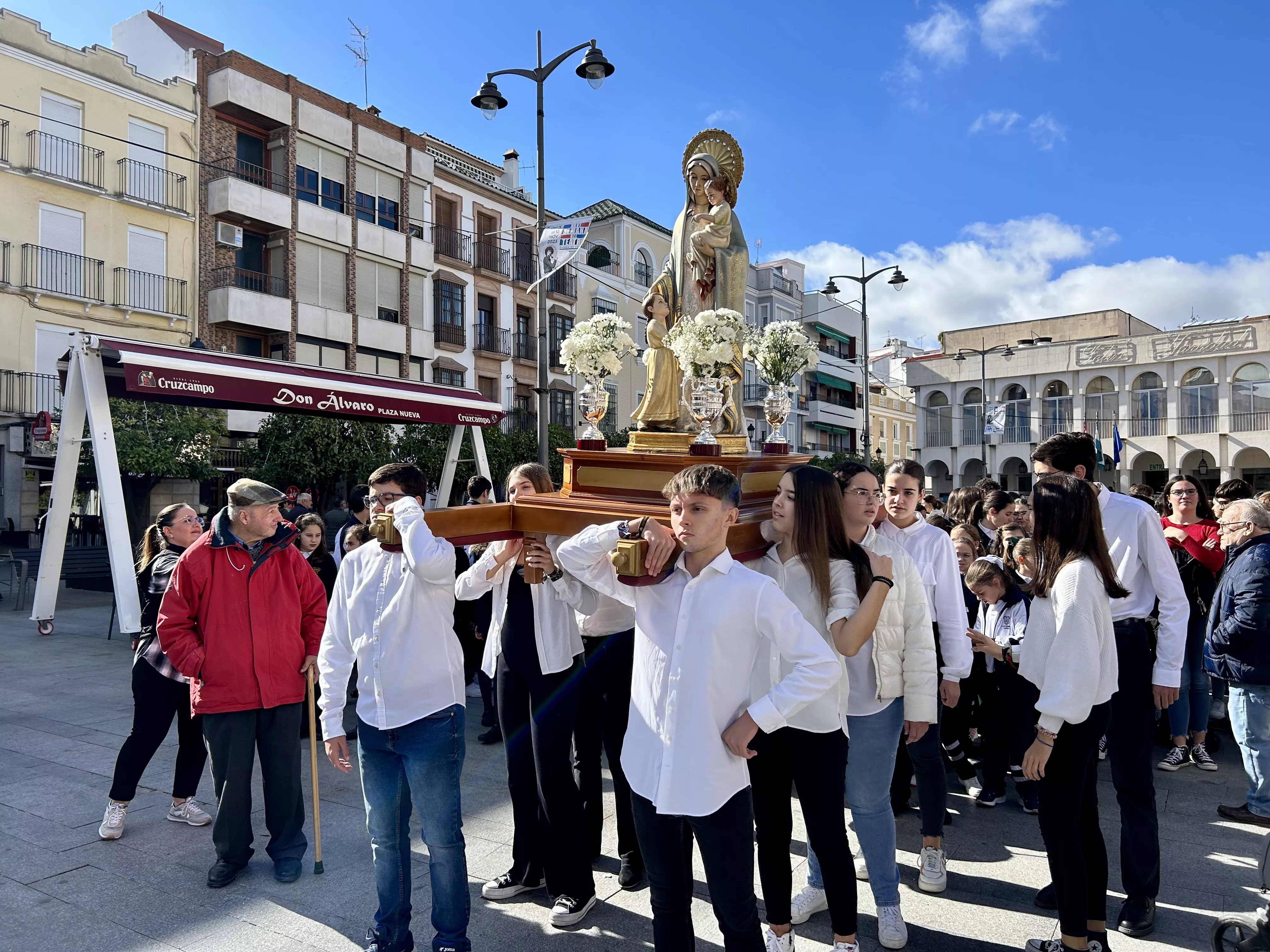 Procesión de la Virgen del Patrocinio. Colegio de la Purísima Procesión de la Virgen del Patrocinio. Colegio de la Purísima