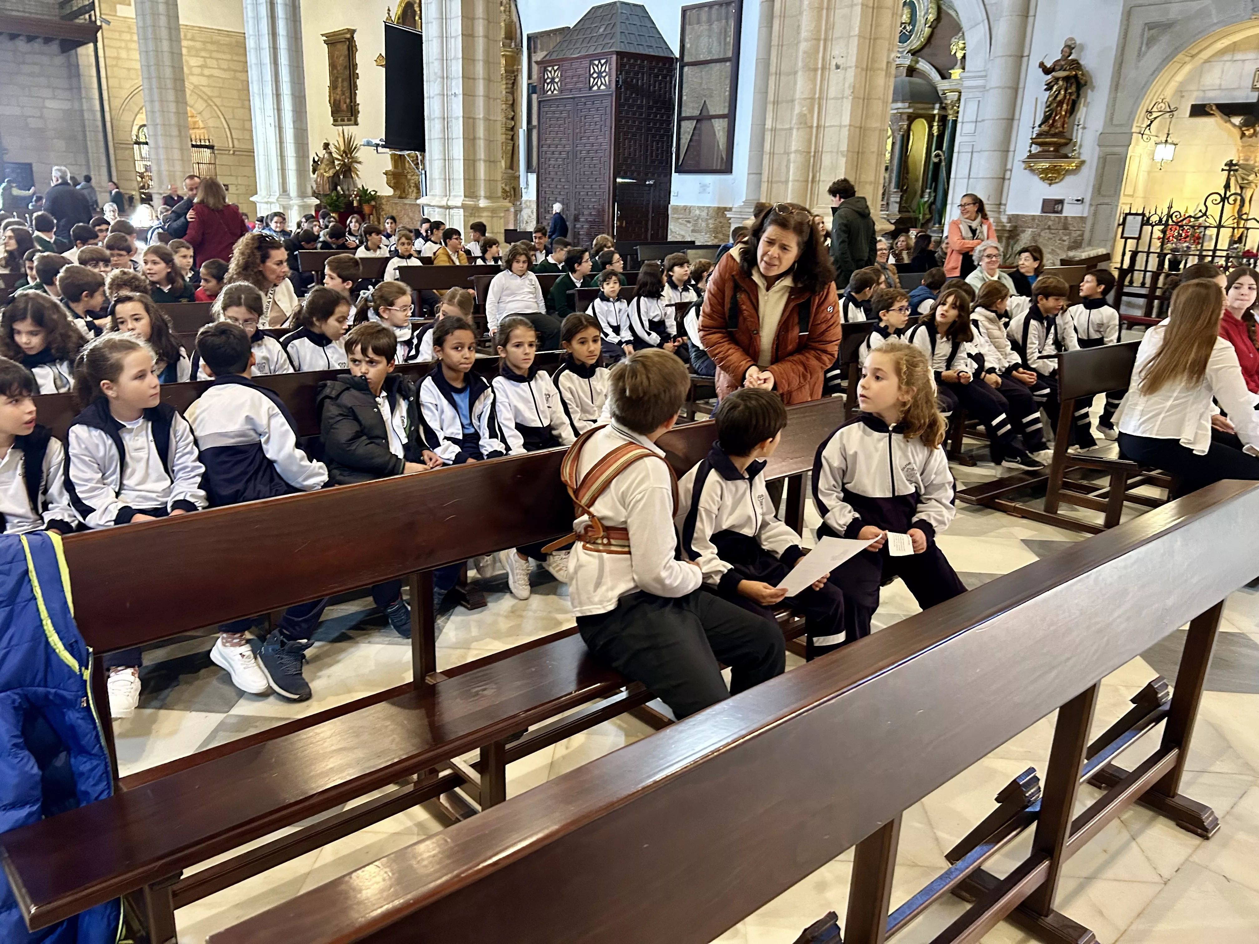 Procesión de la Virgen del Patrocinio. Colegio de la Purísima Procesión de la Virgen del Patrocinio. Colegio de la Purísima