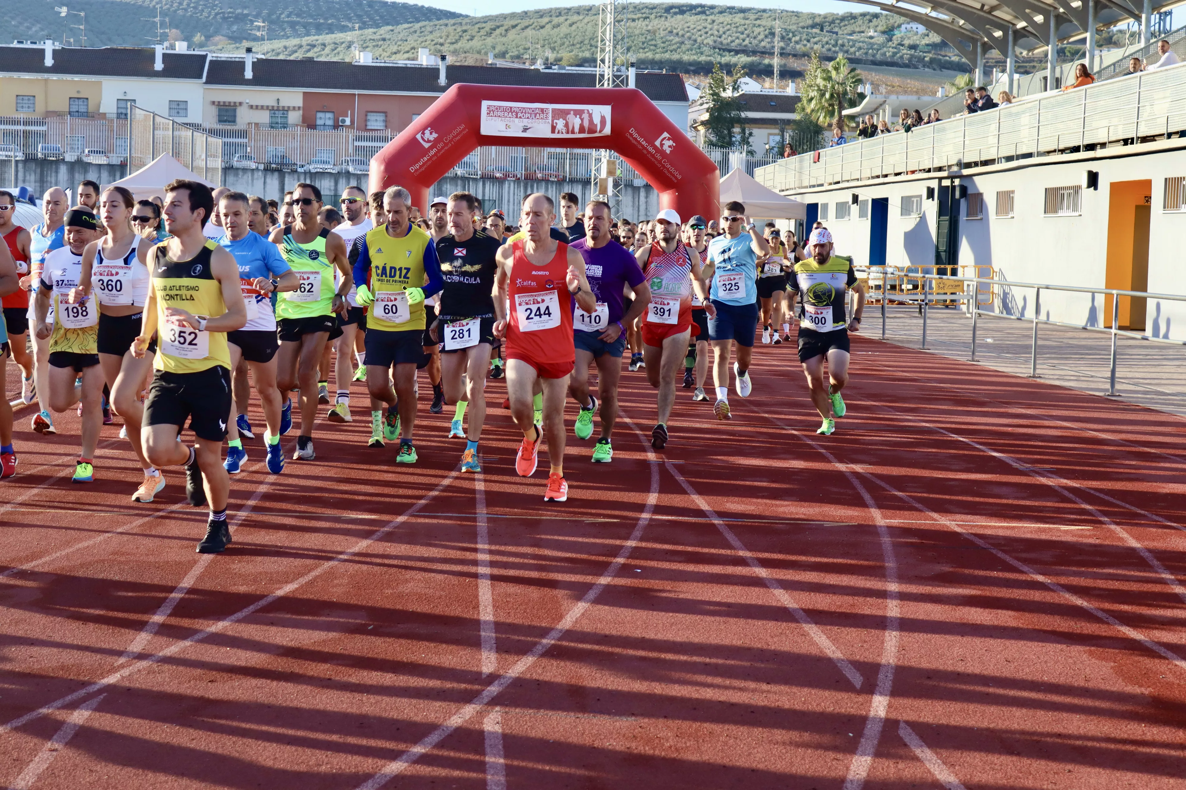 XXIV Carrera Popular Ciudad de Lucena. Salida XXIV Carrera Popular Ciudad de Lucena. Salida