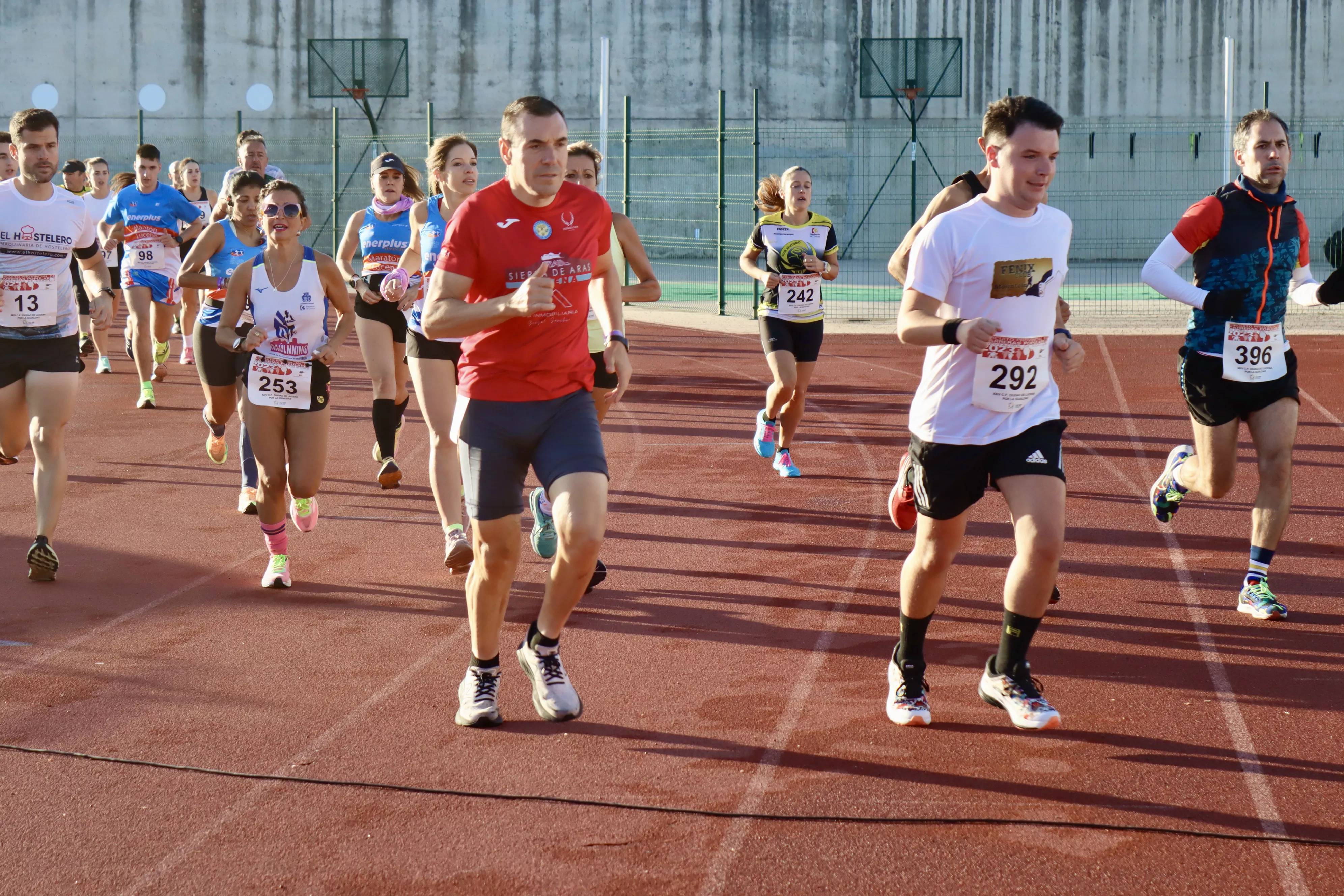 XXIV Carrera Popular Ciudad de Lucena. Salida XXIV Carrera Popular Ciudad de Lucena. Salida