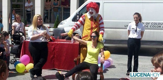  Ronald McDonald y Aventura Vertical amenizan la antesala de las Fiestas Aracelitanas (fotos) 