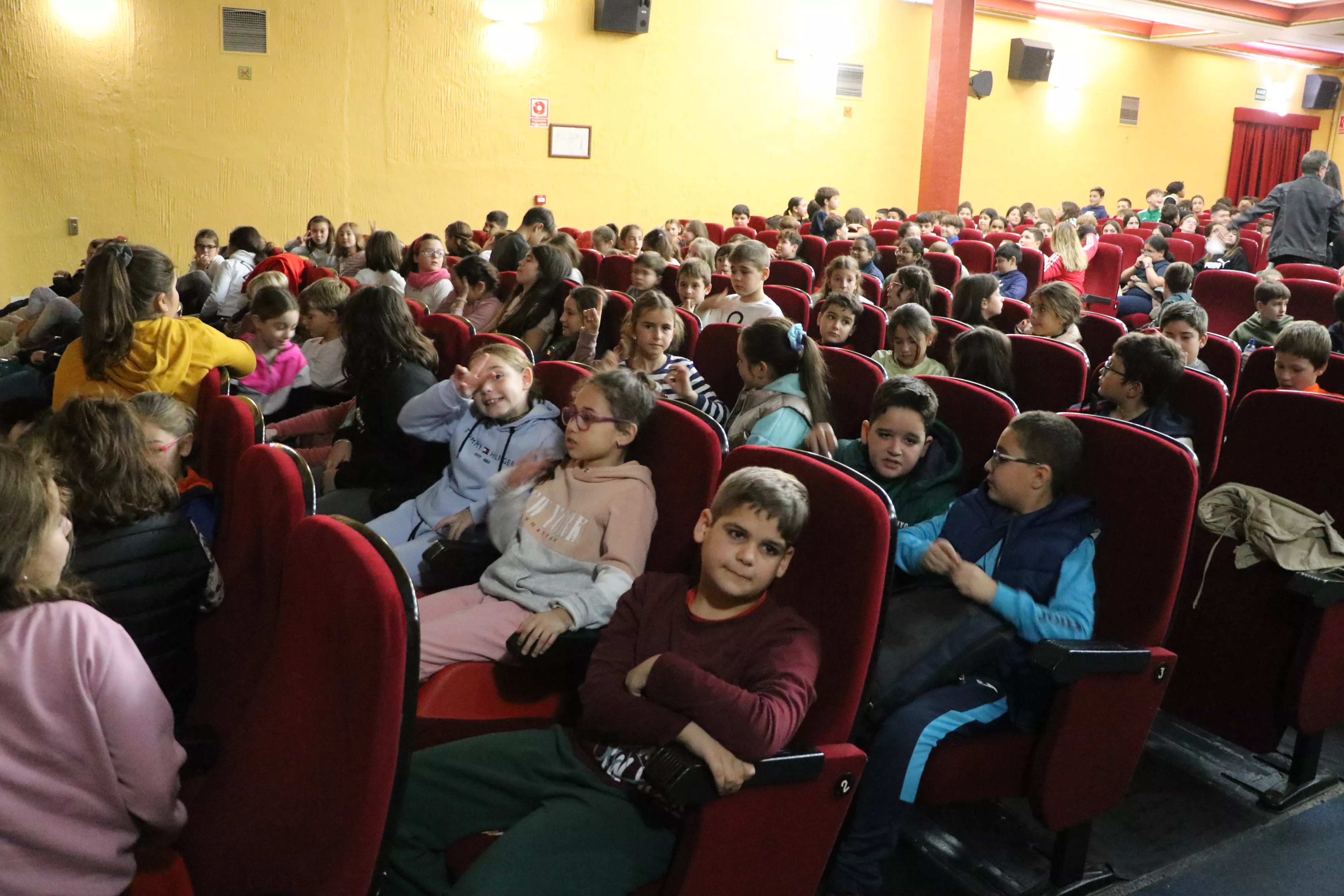 Día Mundial del Flamenco. Escuela Municipal de Música y Danza Día Mundial del Flamenco. Escuela Municipal de Música y Danza