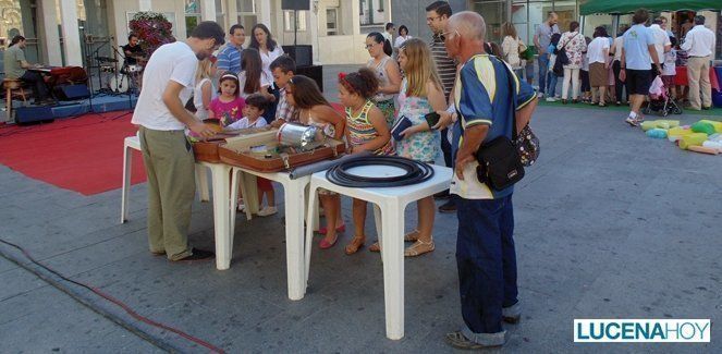  Materiales reciclados, alimentos saludables e Hispanistán se unen por el Día Mundial del Medioambiente (fotos) 