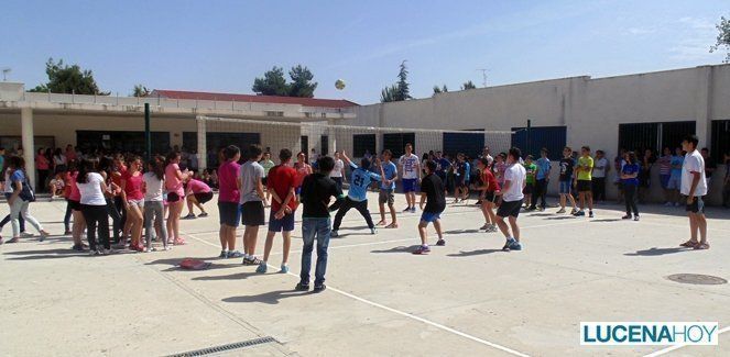  Un grupo de alumnos comprometidos fomenta la convivencia en el IES Miguel de Cervantes 