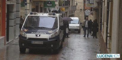  Robo en el bar Montenegro. La policía encuentra objetos presuntamente robados durante un desahucio de un piso del edificio 