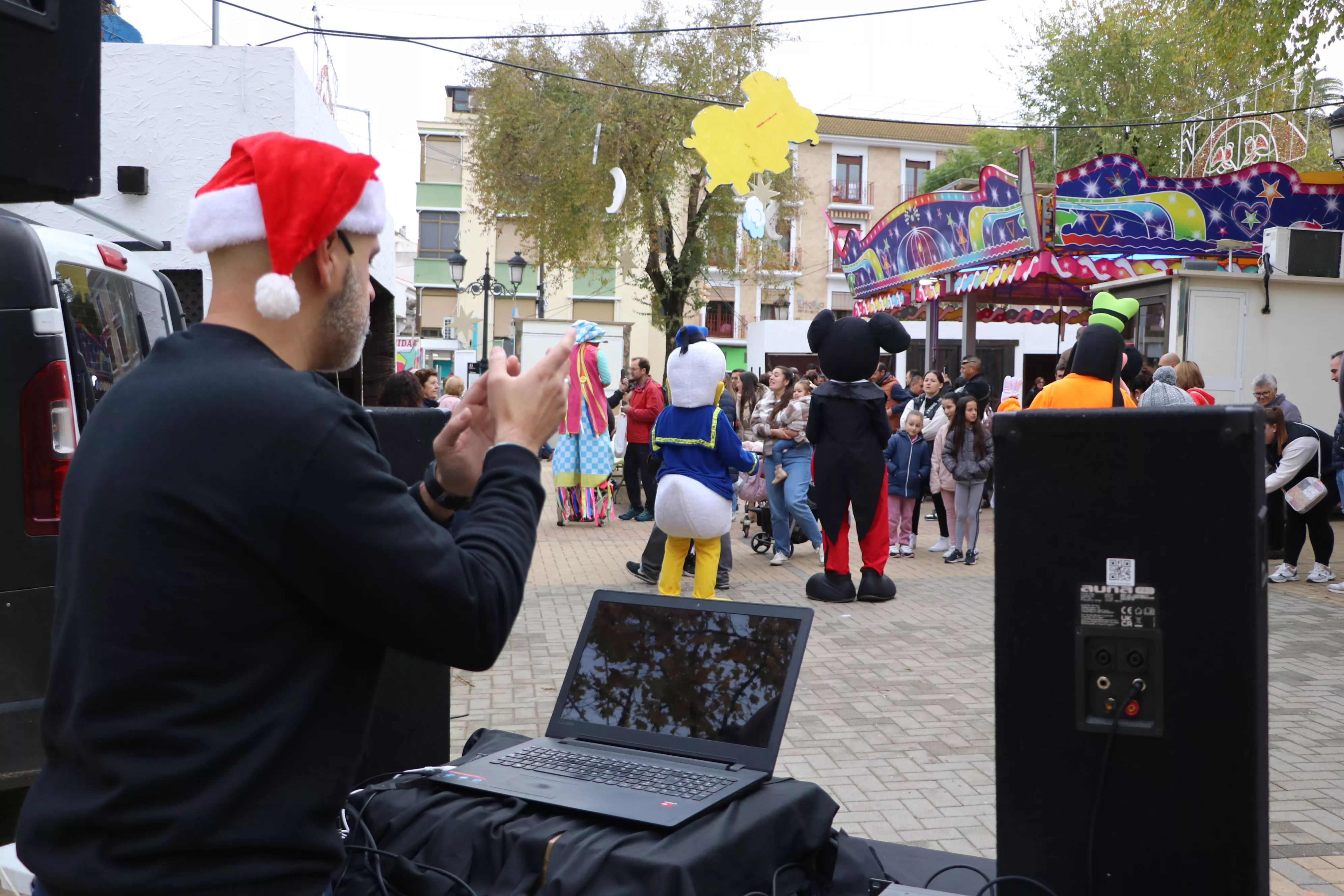 Espacio de ocio navideño en el Paseo de Rojas Espacio de ocio navideño en el Paseo de Rojas