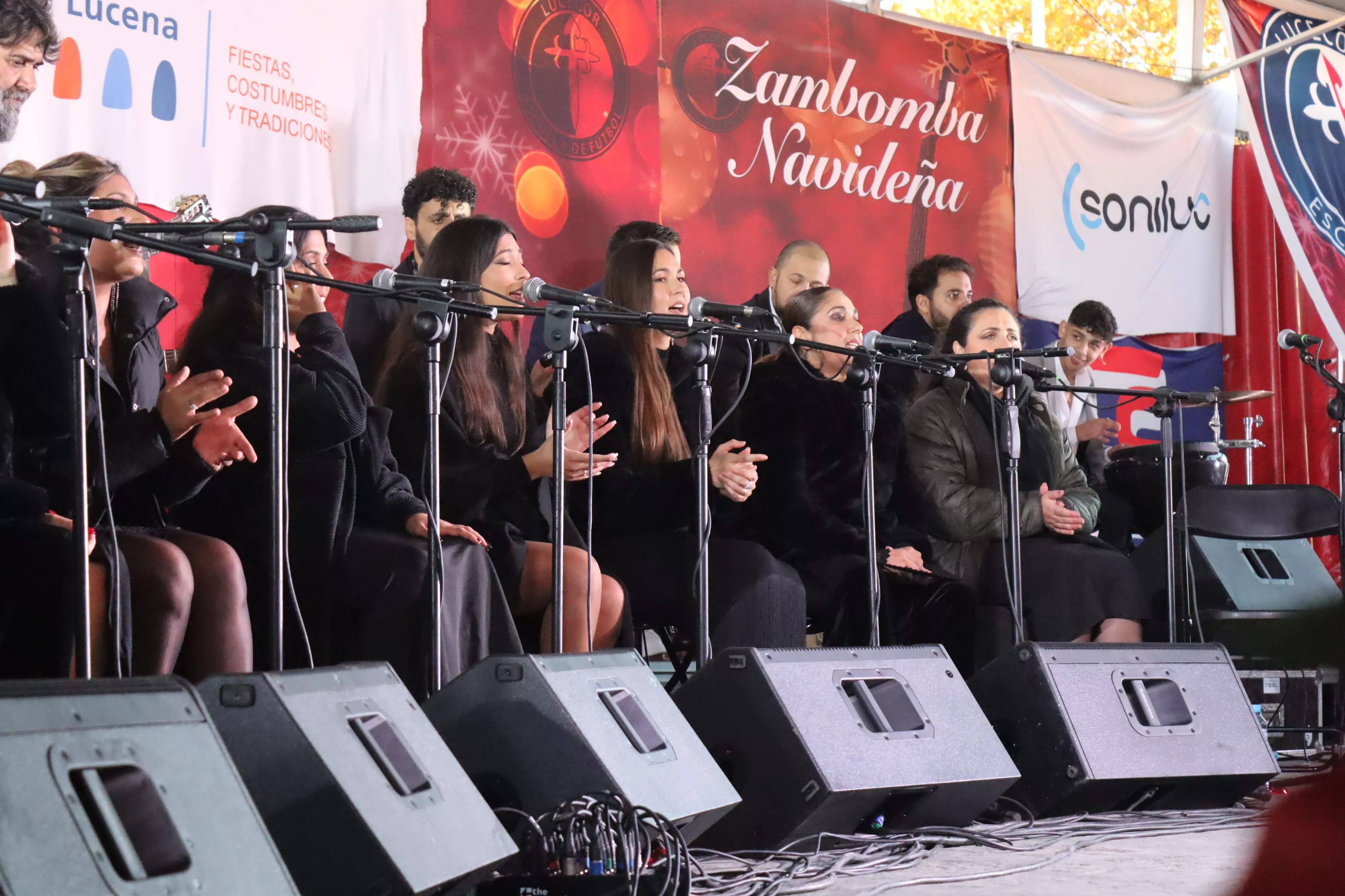 Zambomba Flamenca "Así canta Jerez por Navidad" Zambomba Flamenca "Así canta Jerez por Navidad"