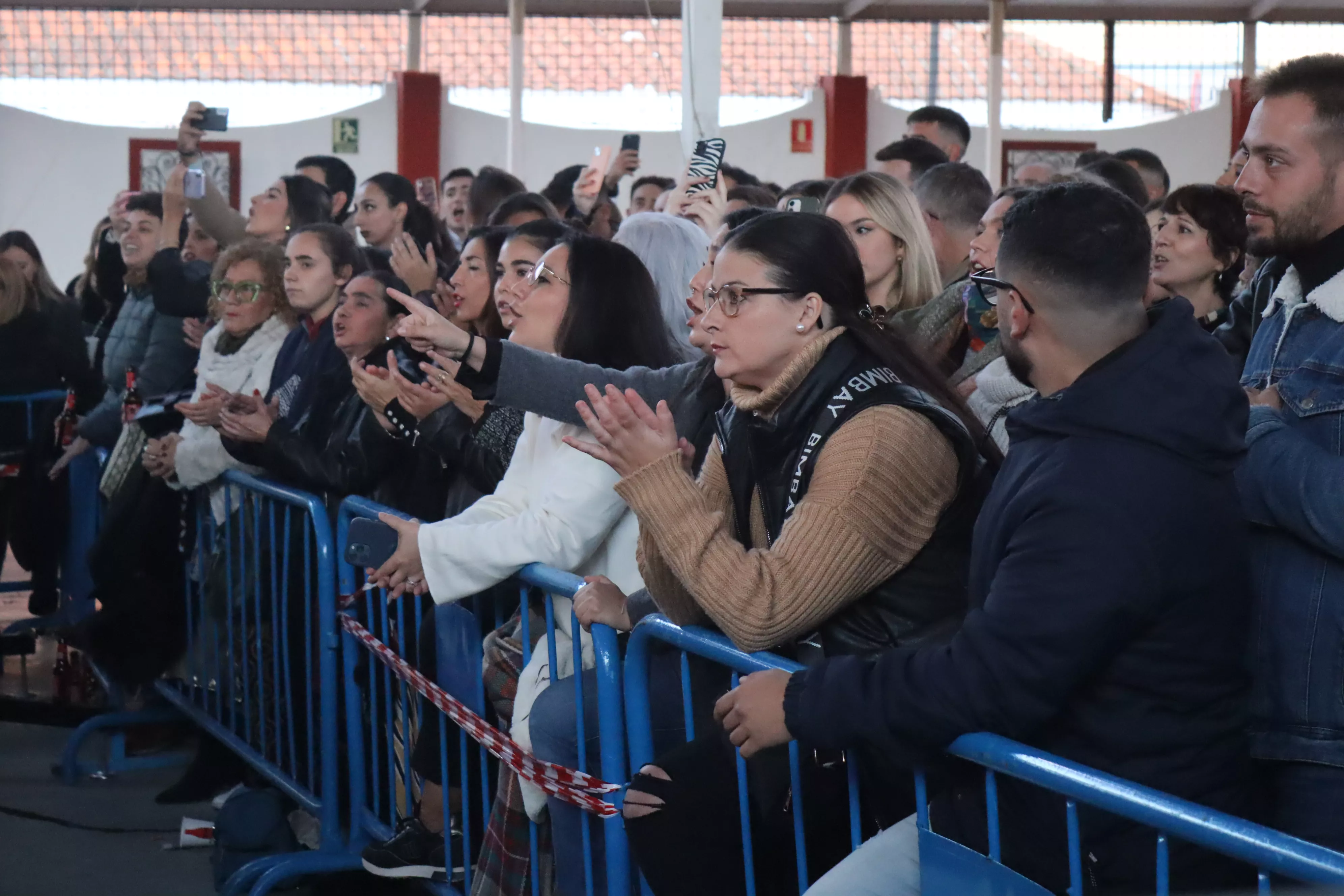 Zambomba Flamenca "Así canta Jerez por Navidad" Zambomba Flamenca "Así canta Jerez por Navidad"