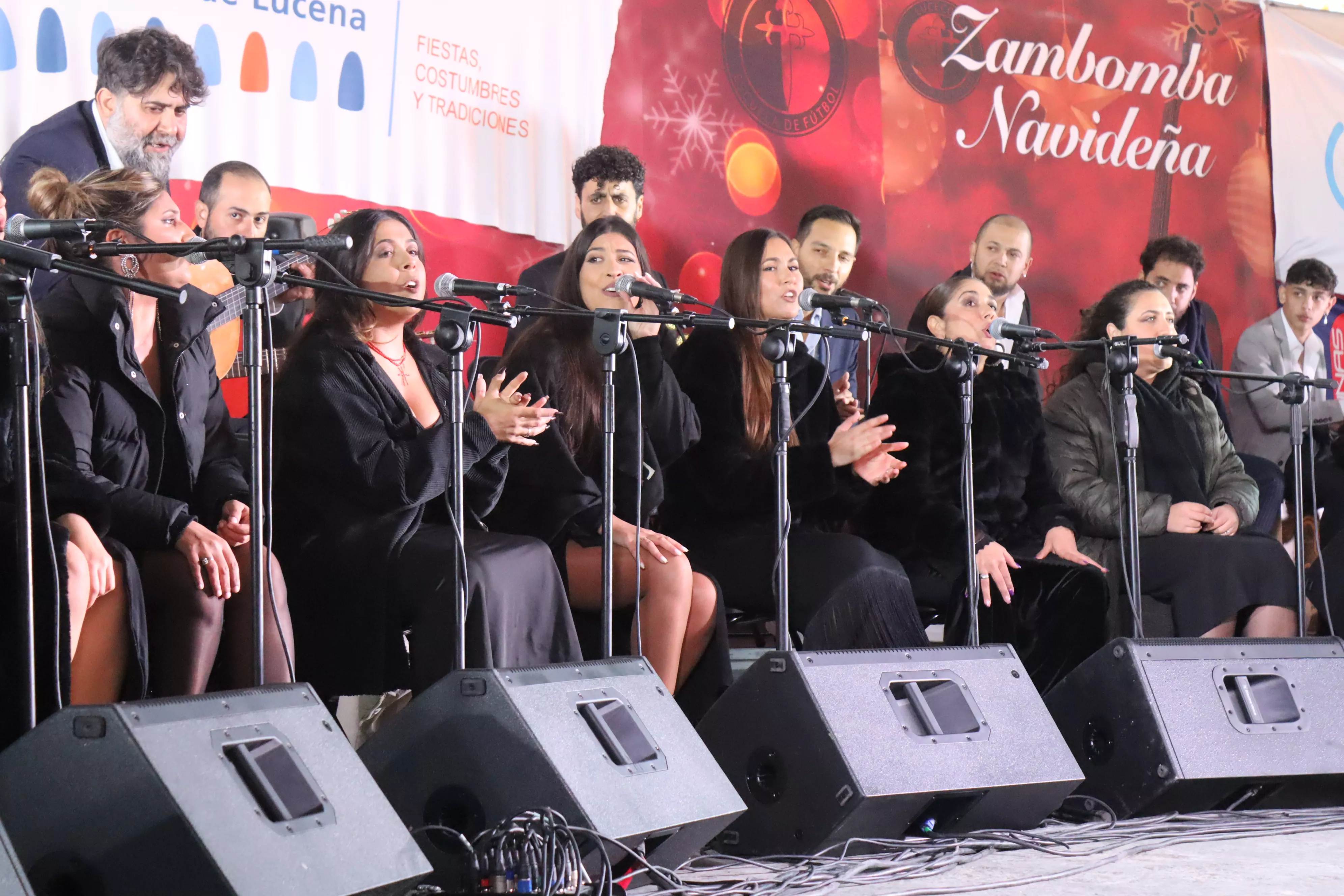 Zambomba Flamenca "Así canta Jerez por Navidad" Zambomba Flamenca "Así canta Jerez por Navidad"