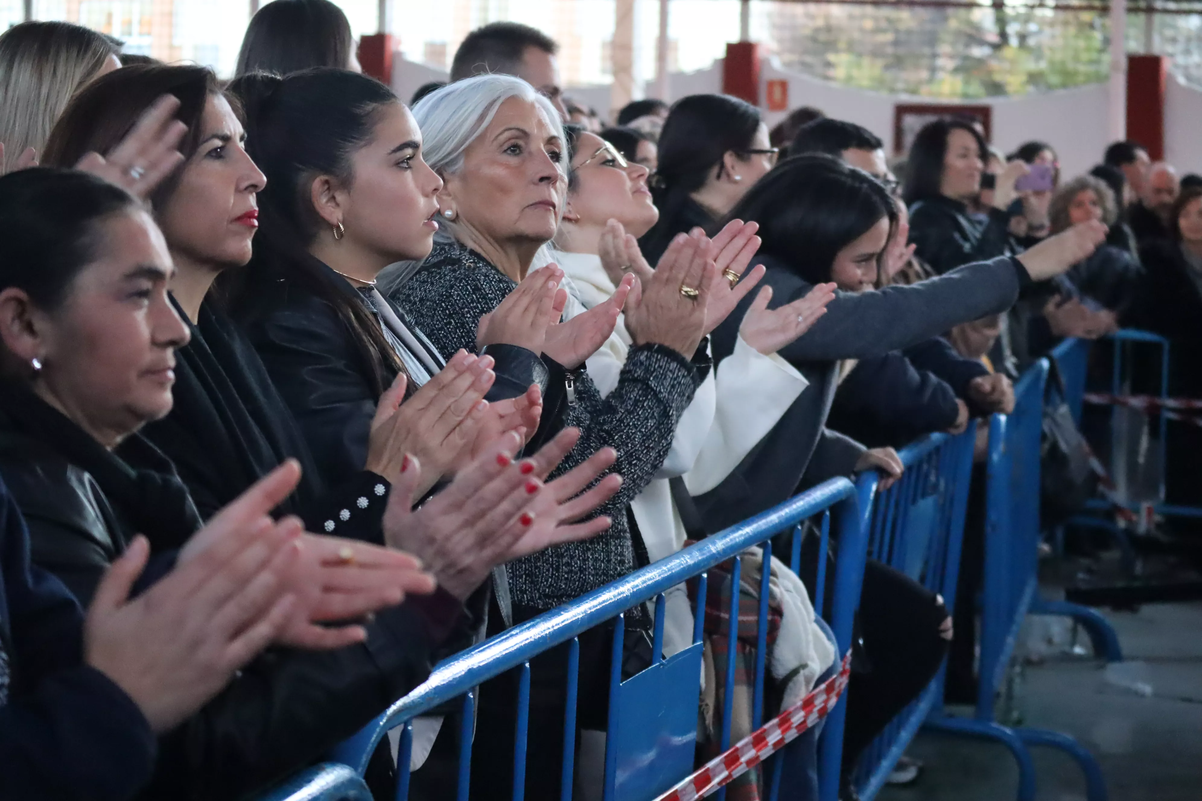 Zambomba Flamenca "Así canta Jerez por Navidad" Zambomba Flamenca "Así canta Jerez por Navidad"