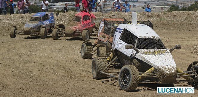  Una treintena de vehículos se dan cita en el espectacular "Autocross Ciudad de Lucena" (fotos) 