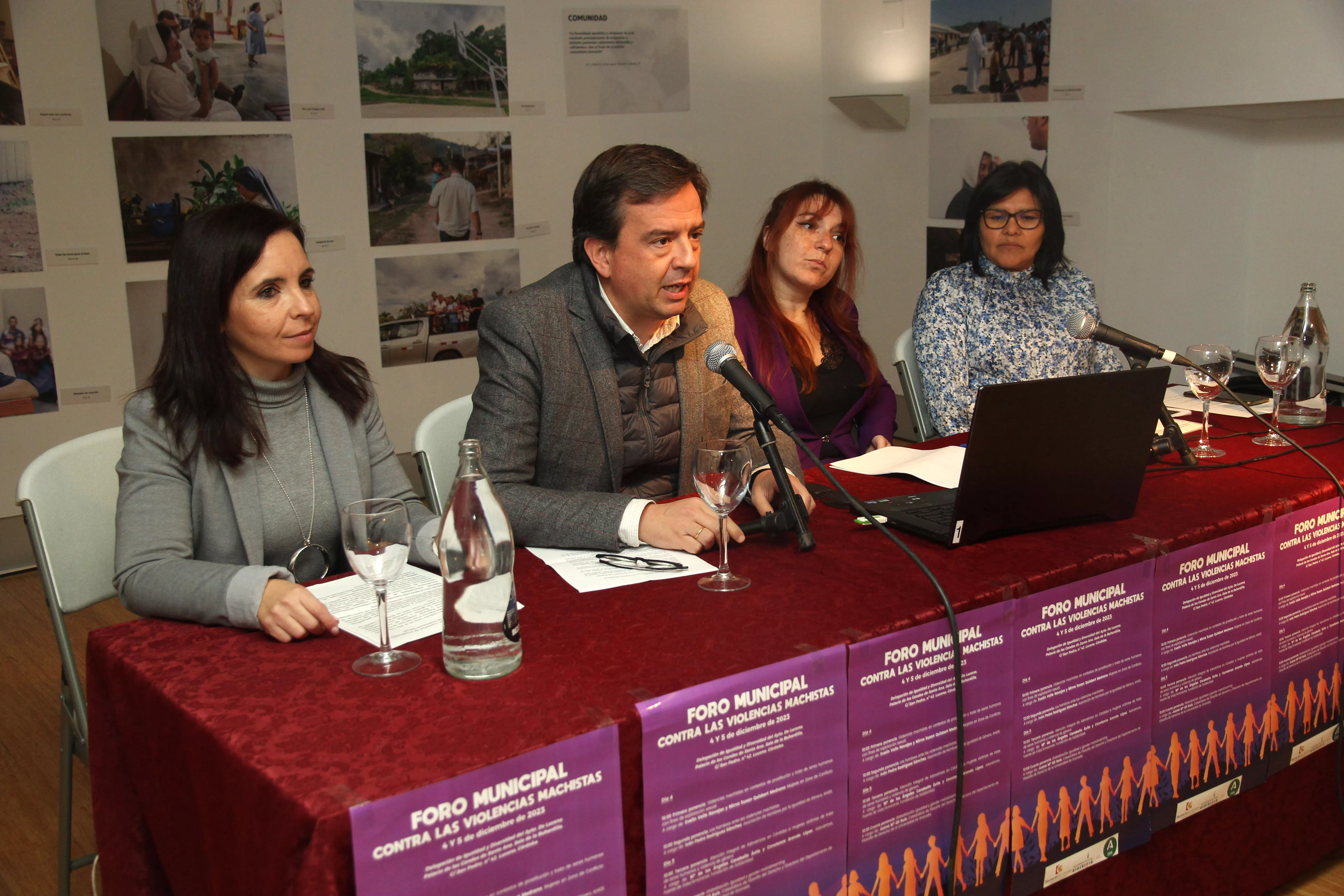 Un momento de la inauguración de este foro municipal contra la violencia machista