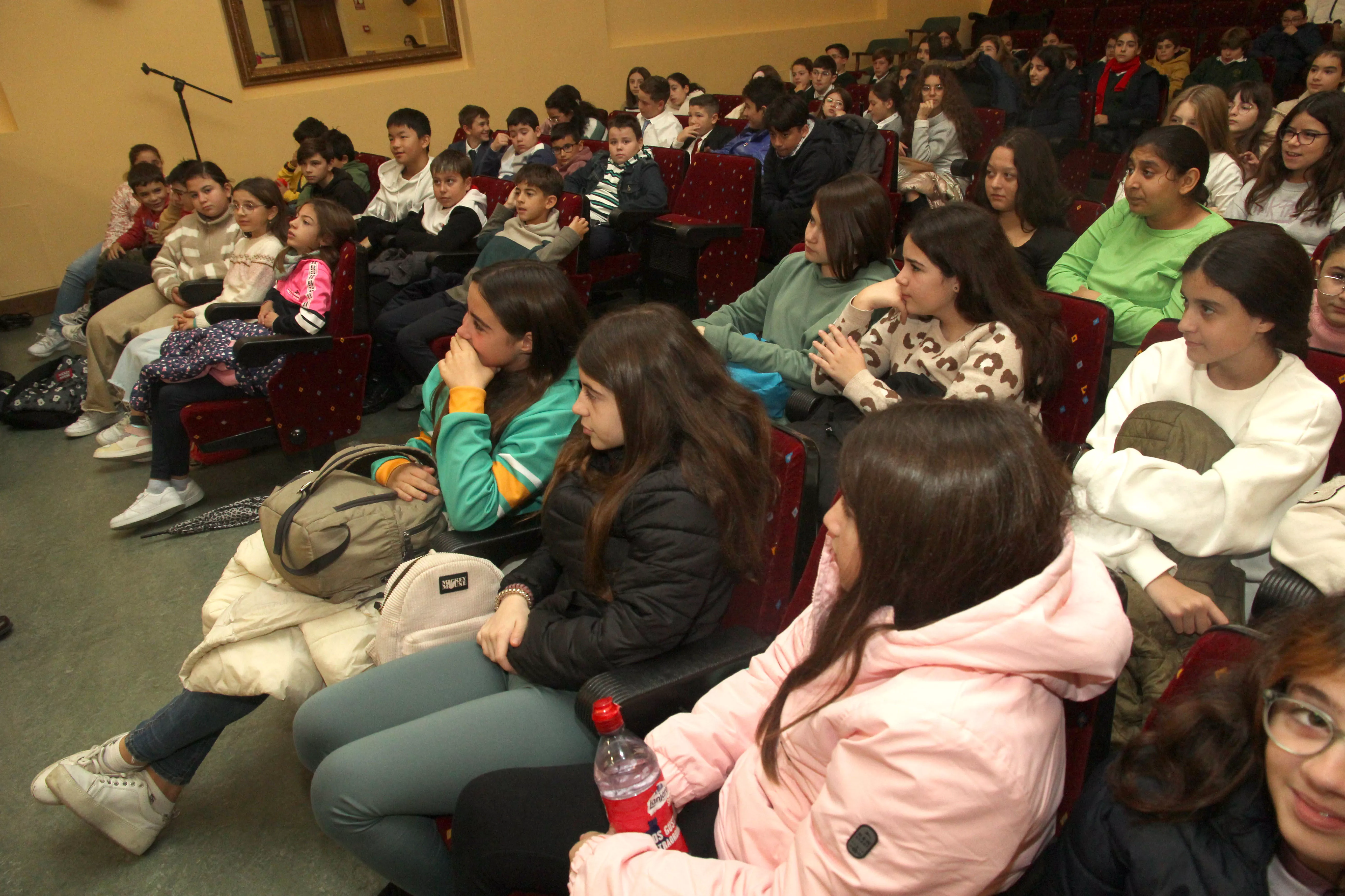 VISITA COLEGIOS DÍA DE LA CONSTITUCIÓN 5 VISITA COLEGIOS DÍA DE LA CONSTITUCIÓN 5