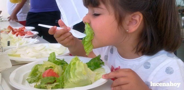  Los colegios Al-Yussana y Antonio Machado, de Lucena, ganan el consurso 'Disfruta de la Ensalada' 